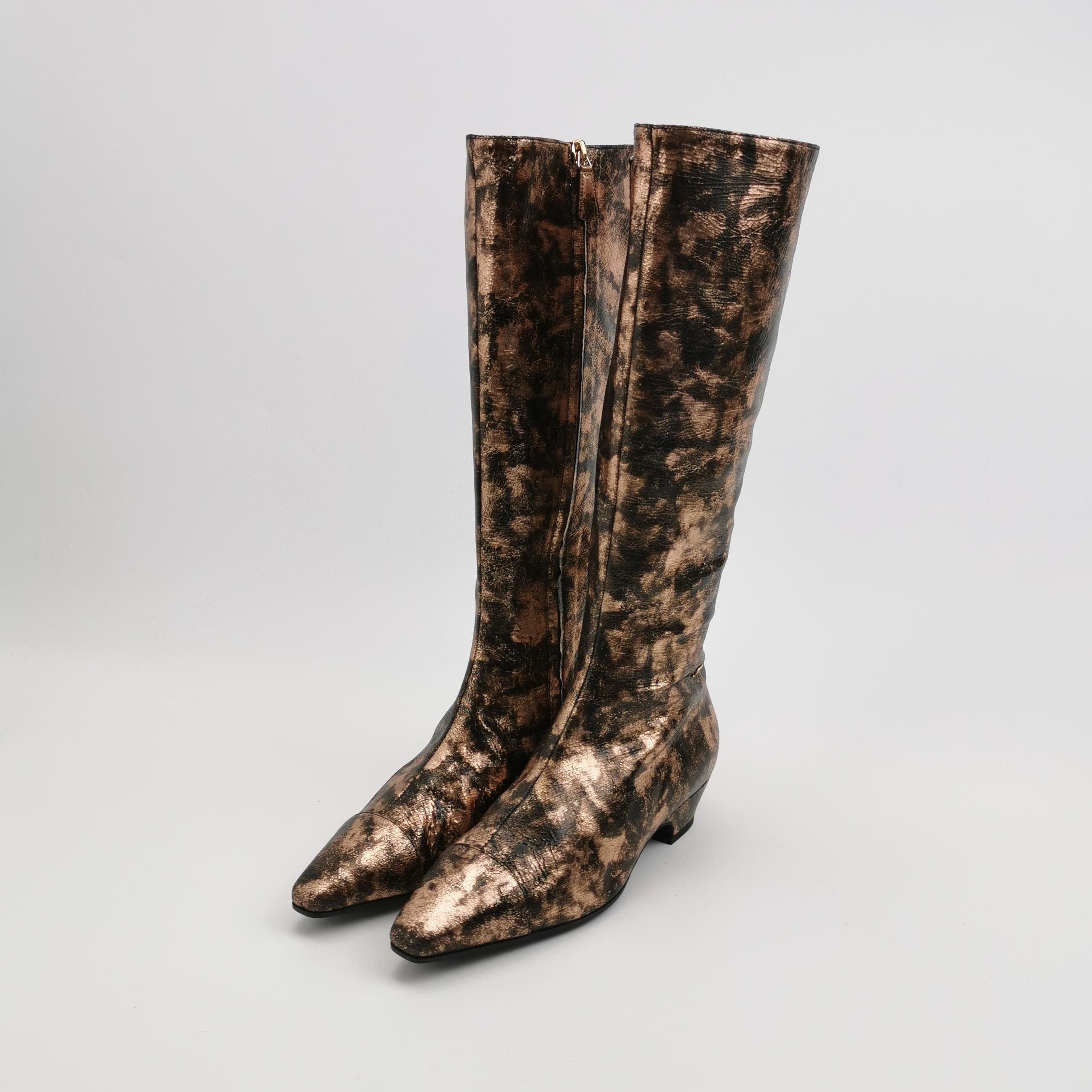 Chanel Chanel Women 6-5 Boots Size US 6.5 / IT 36.5 - 2 Thumbnail