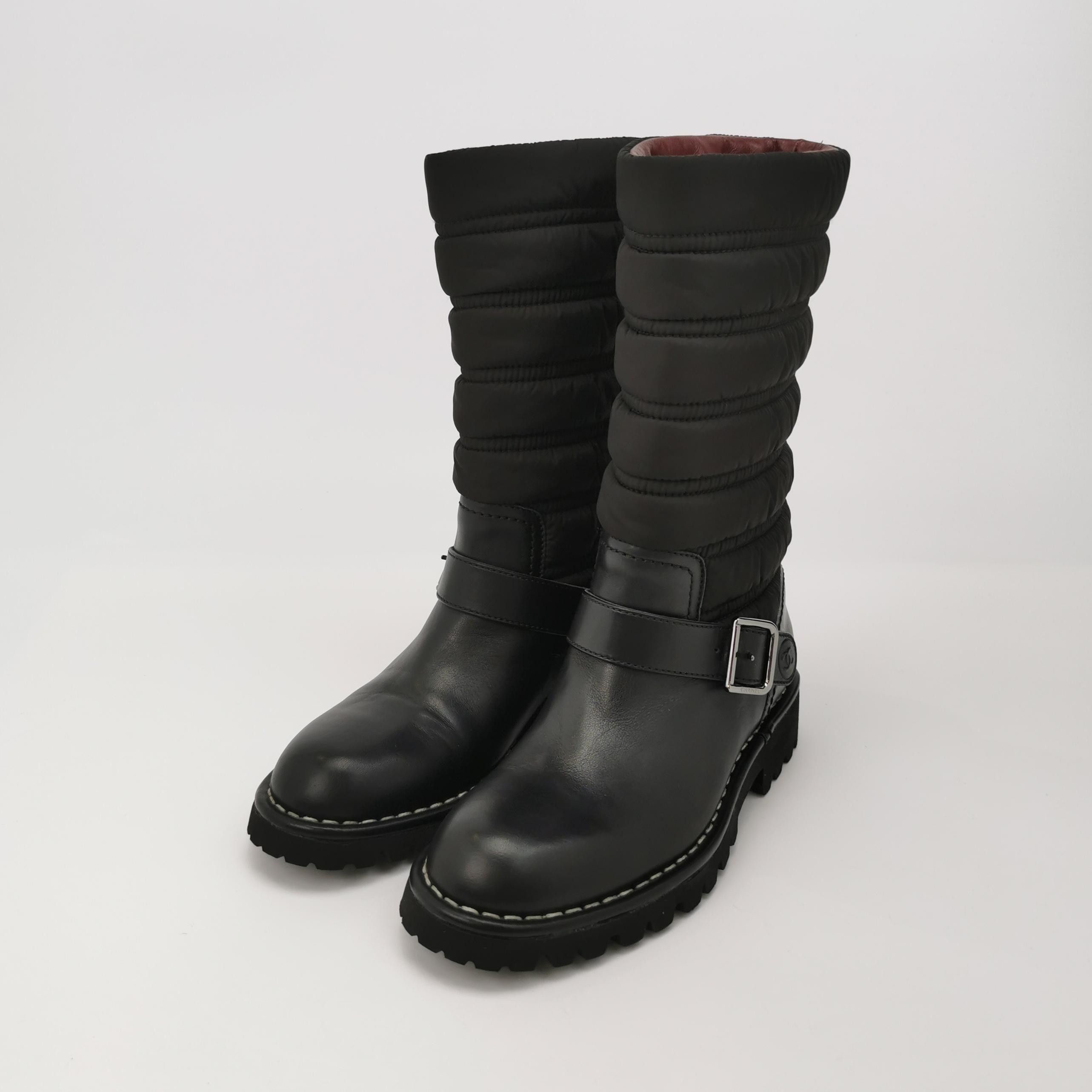Chanel Chanel Women 6-5 Boots Size US 6.5 / IT 36.5 - 2 Thumbnail
