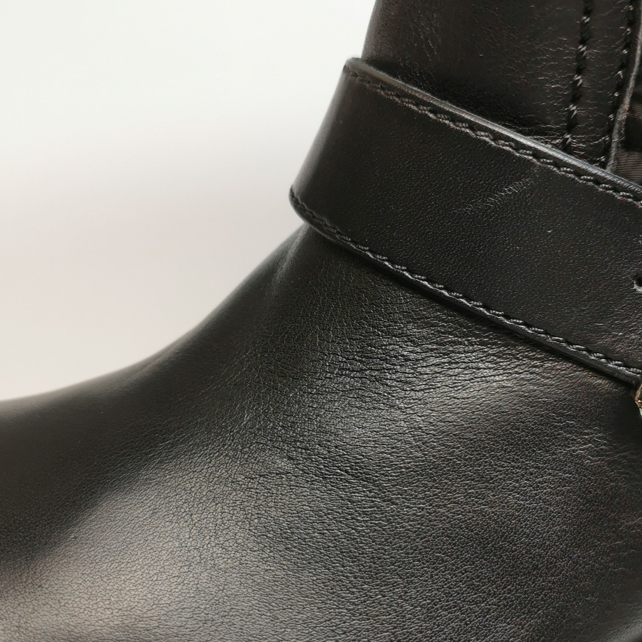 Chanel Chanel Women 6-5 Boots Size US 6.5 / IT 36.5 - 11 Thumbnail