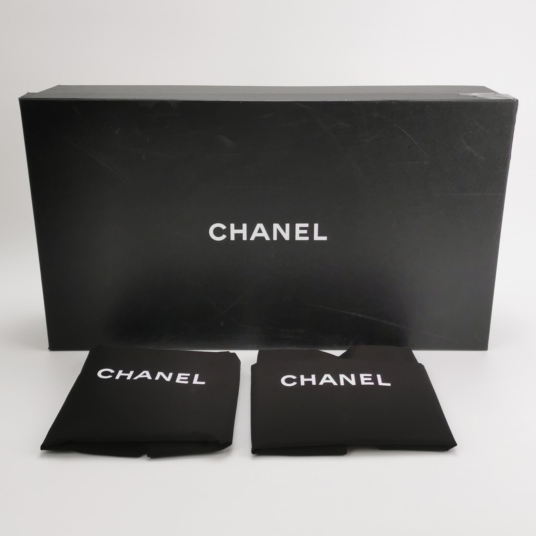 Chanel Chanel Women 8 Boots Size US 8 / IT 38 - 6 Thumbnail