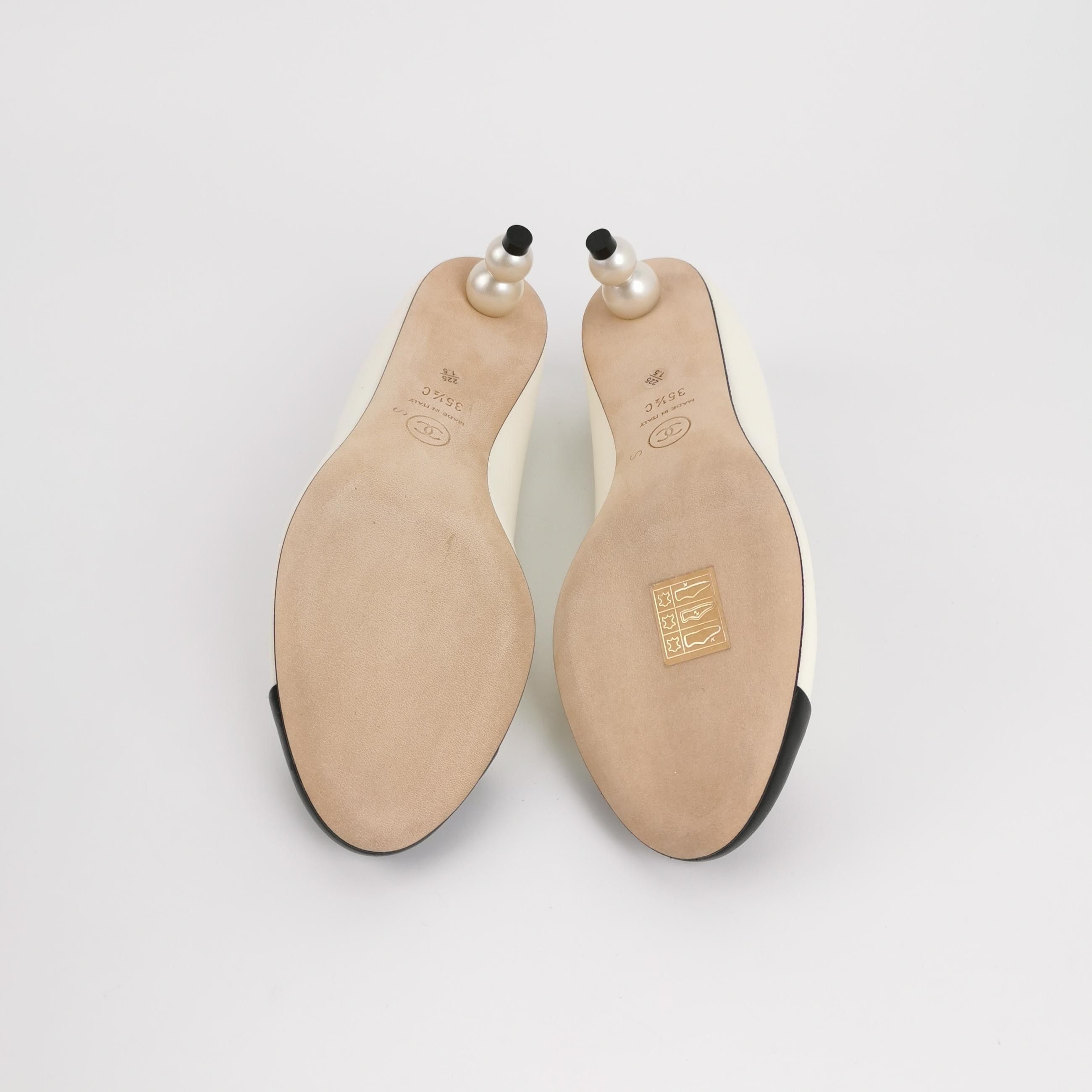 Chanel Chanel Women 5-5 Flats Size US 5.5 / IT 35.5 - 5 Thumbnail