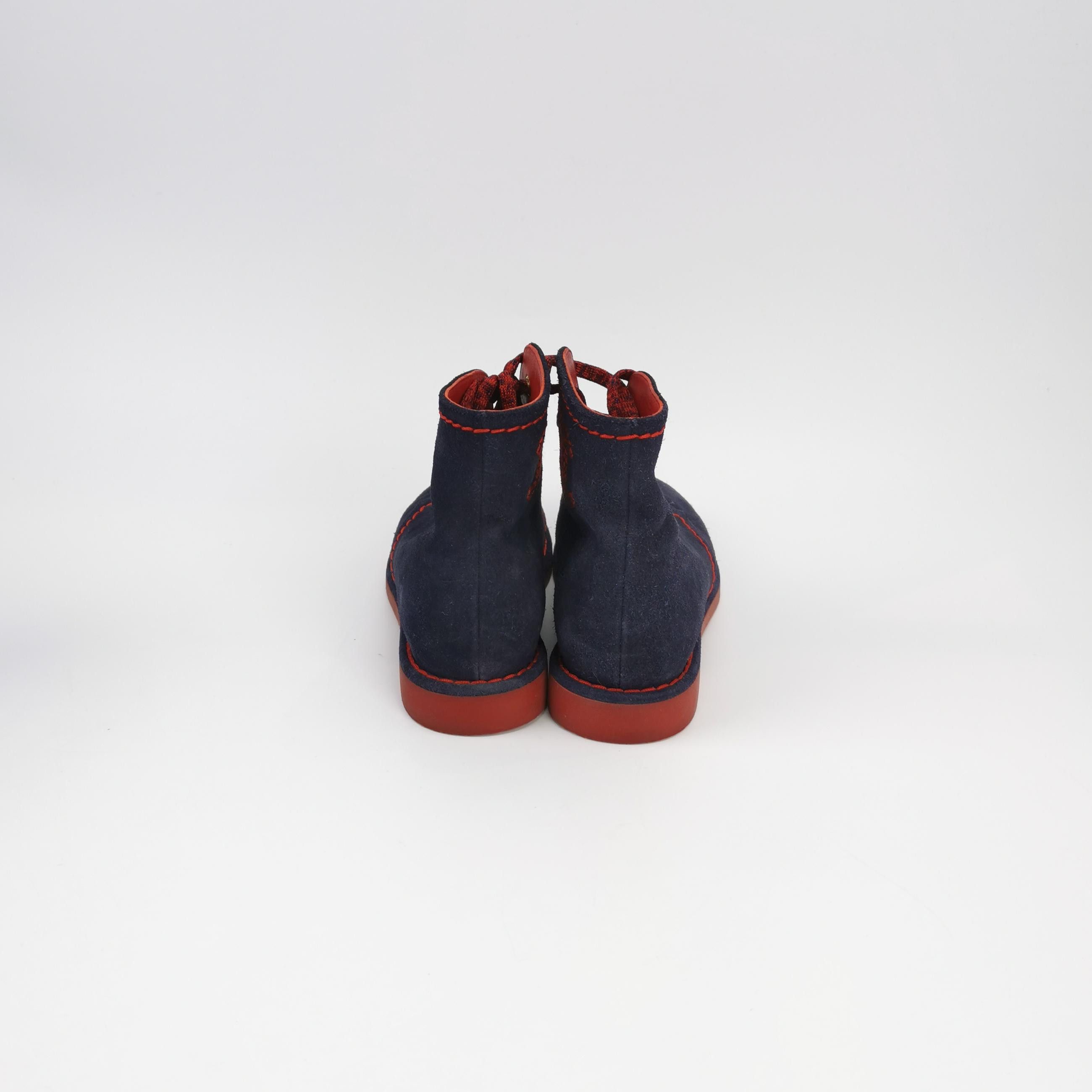Chanel Chanel Women 5-5 Lowtop Sneakers Size US 5.5 / IT 35.5 - 4 Thumbnail