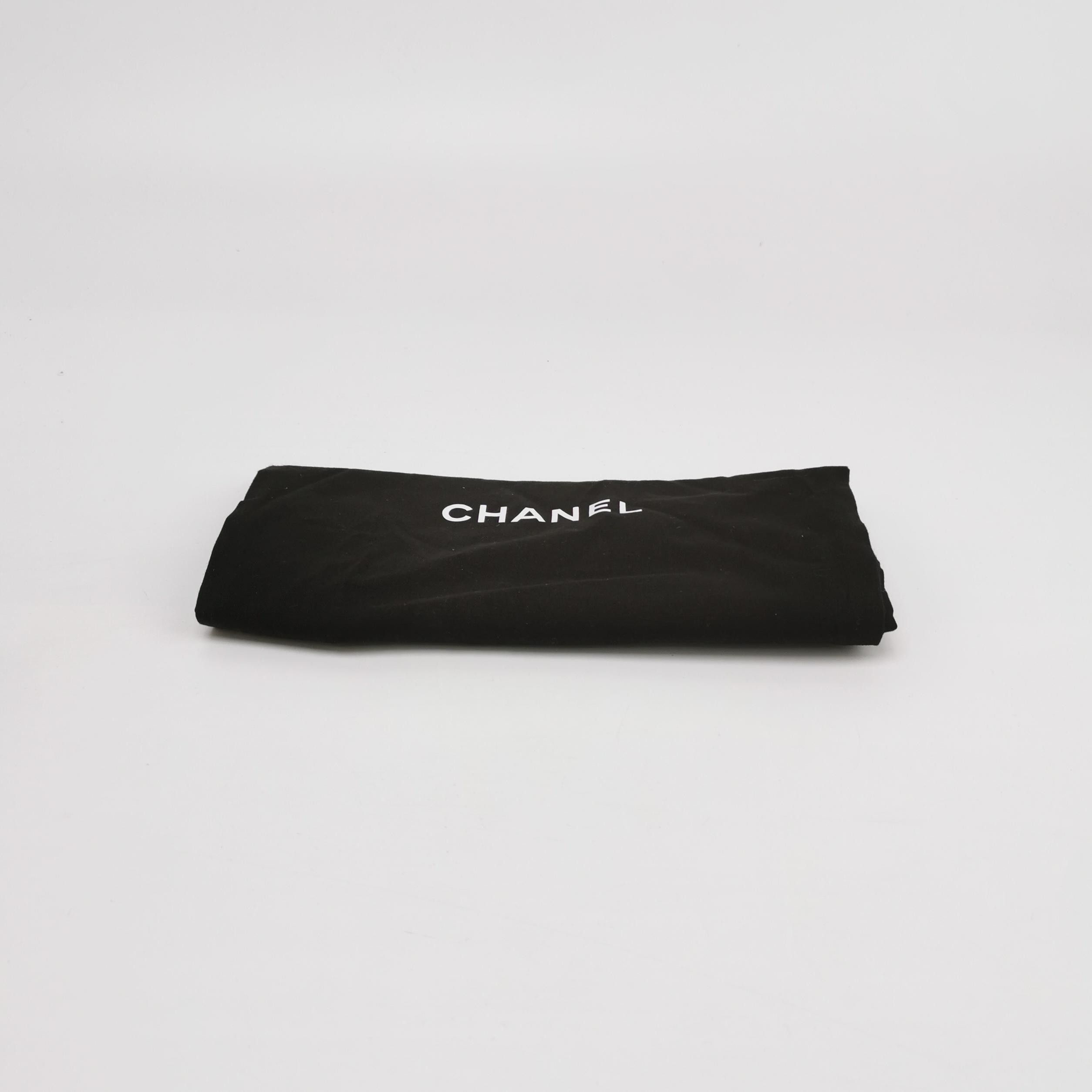 Chanel Chanel Women 6-5 Lowtop Sneakers Size US 6.5 / IT 36.5 - 6 Thumbnail