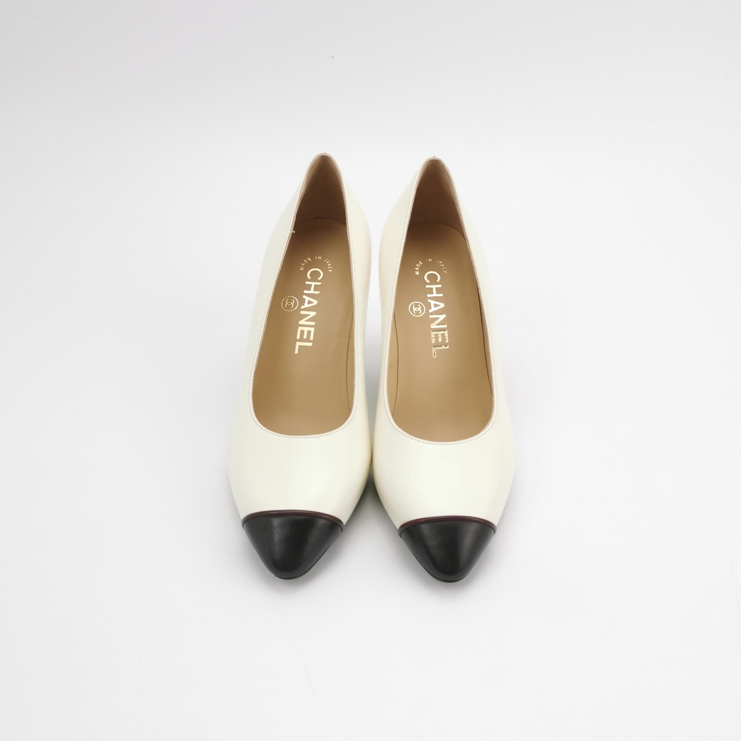 Chanel Chanel Women 5-5 Heels Size US 5.5 / IT 35.5 - 3 Thumbnail