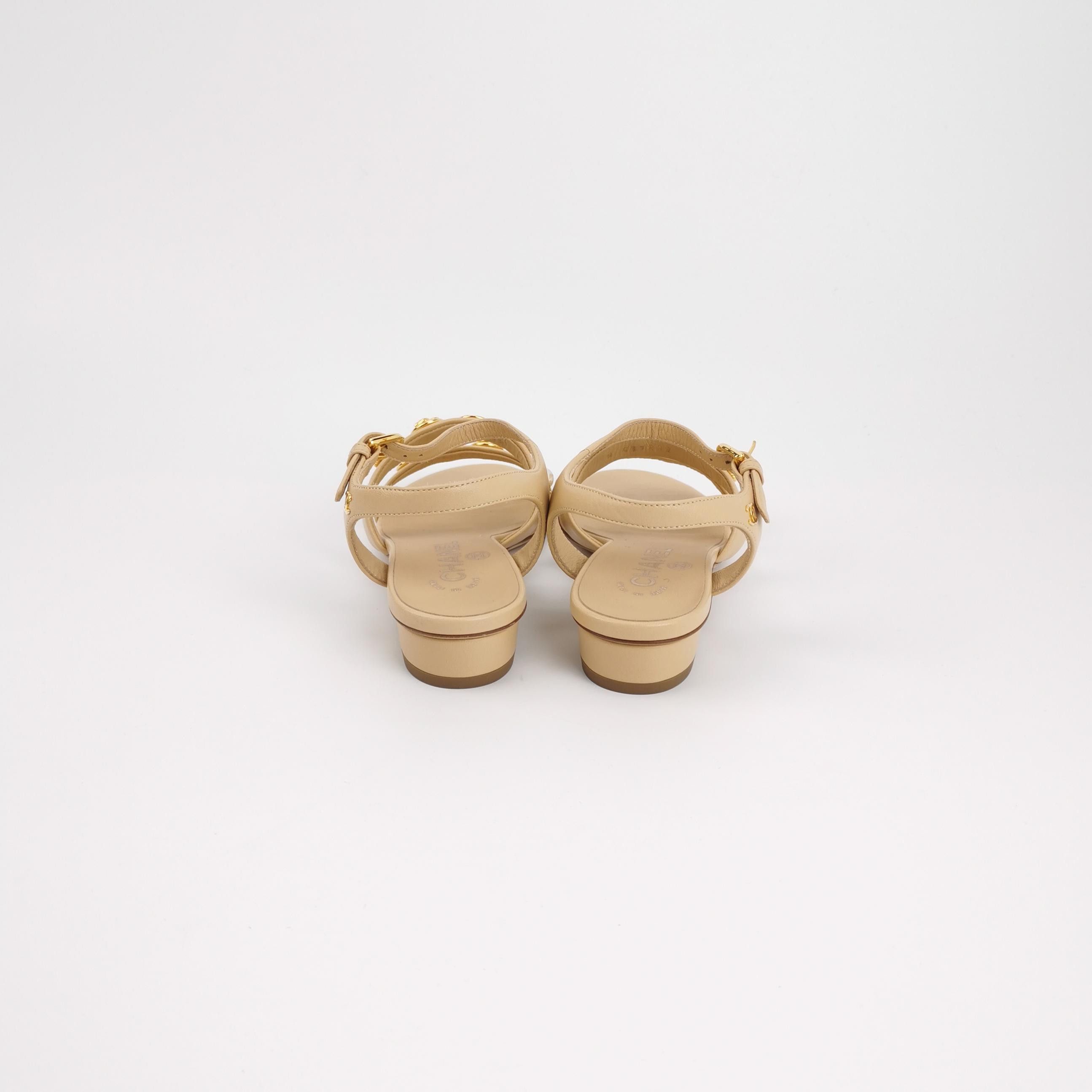 Chanel Chanel Women 5-5 Sandals Size US 5.5 / IT 35.5 - 4 Thumbnail