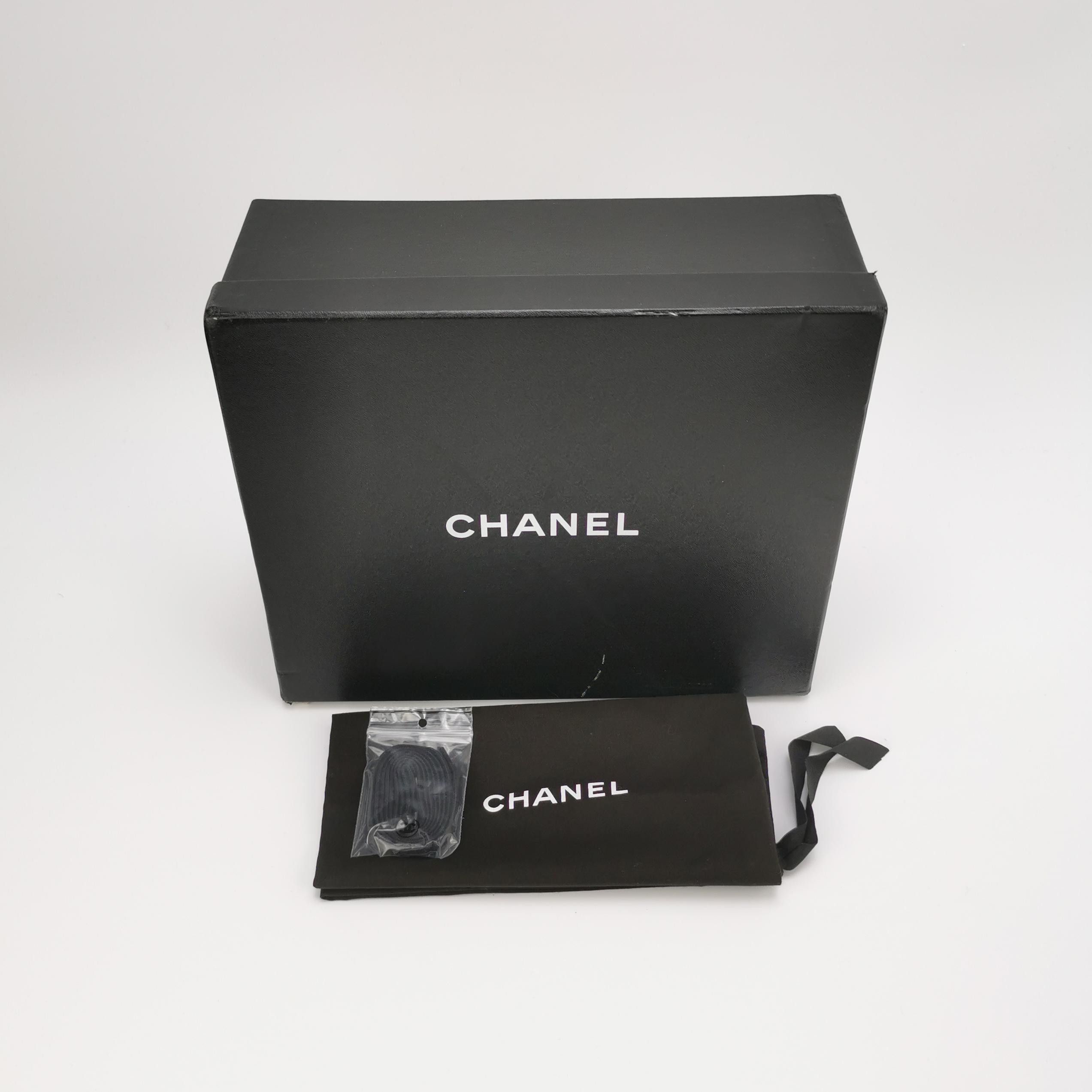 Chanel Chanel Women 7 Flats Size US 7 / IT 37 - 6 Thumbnail