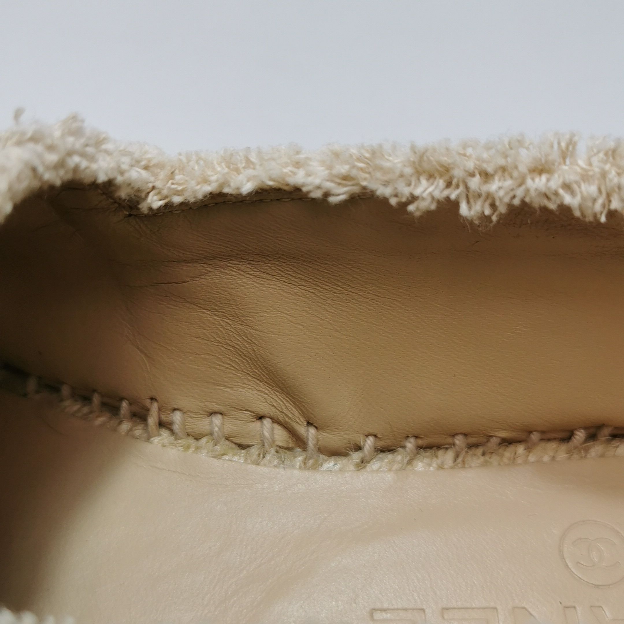 Chanel Chanel Women 5 Flats Size US 5 / IT 35 - 9 Thumbnail