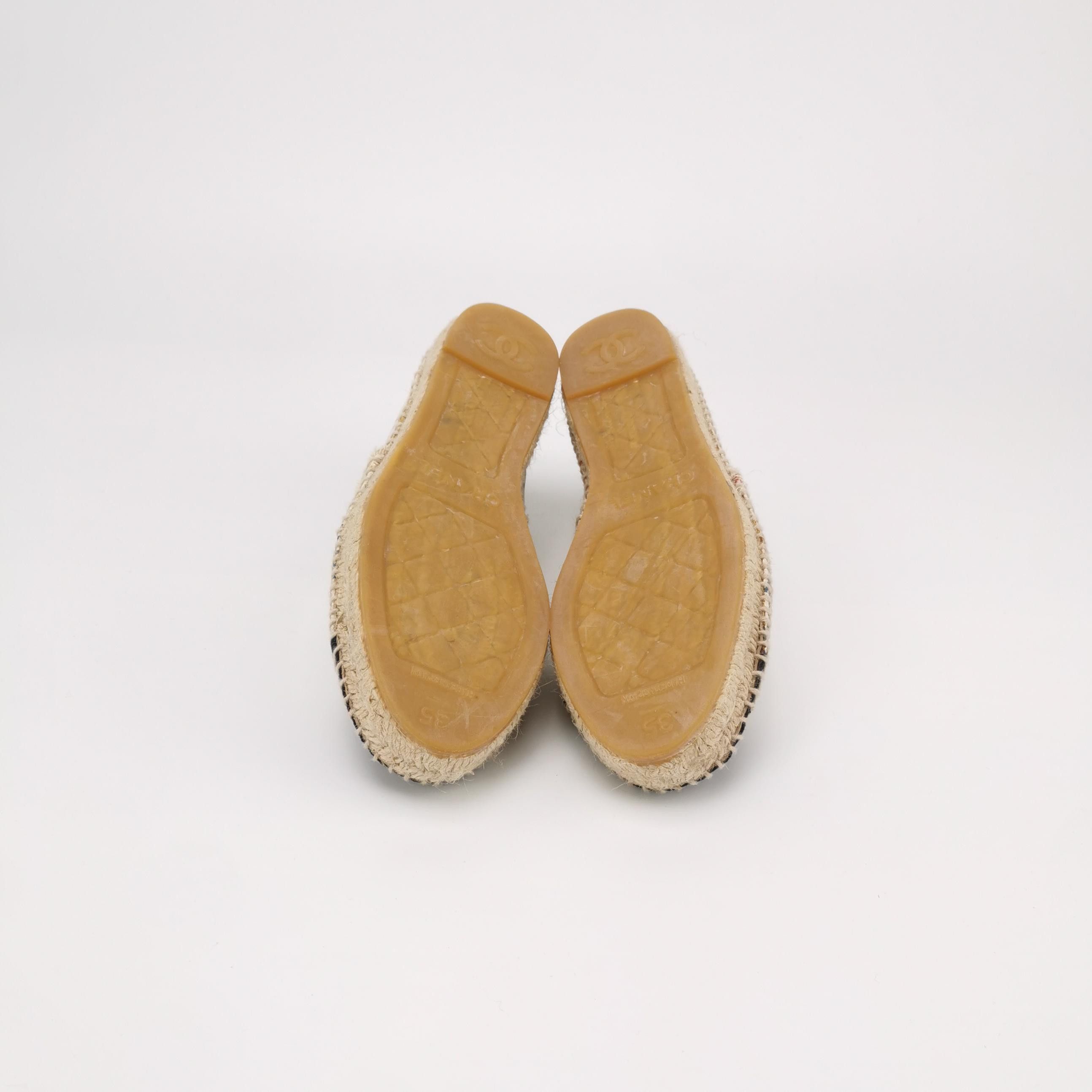 Chanel Chanel Women 5 Flats Size US 5 / IT 35 - 5 Thumbnail