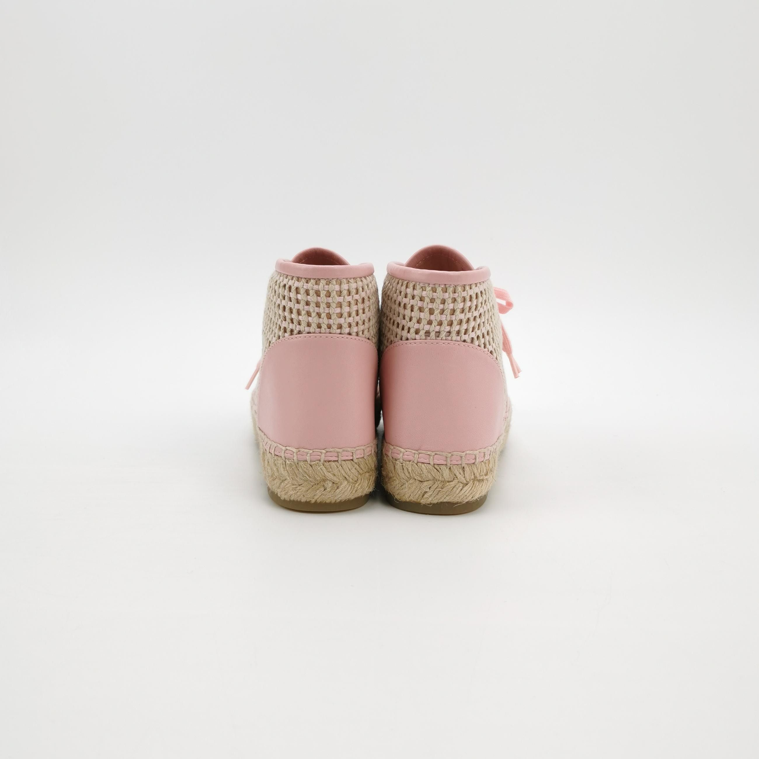 Chanel Chanel Women 5 Flats Size US 5 / IT 35 - 4 Thumbnail
