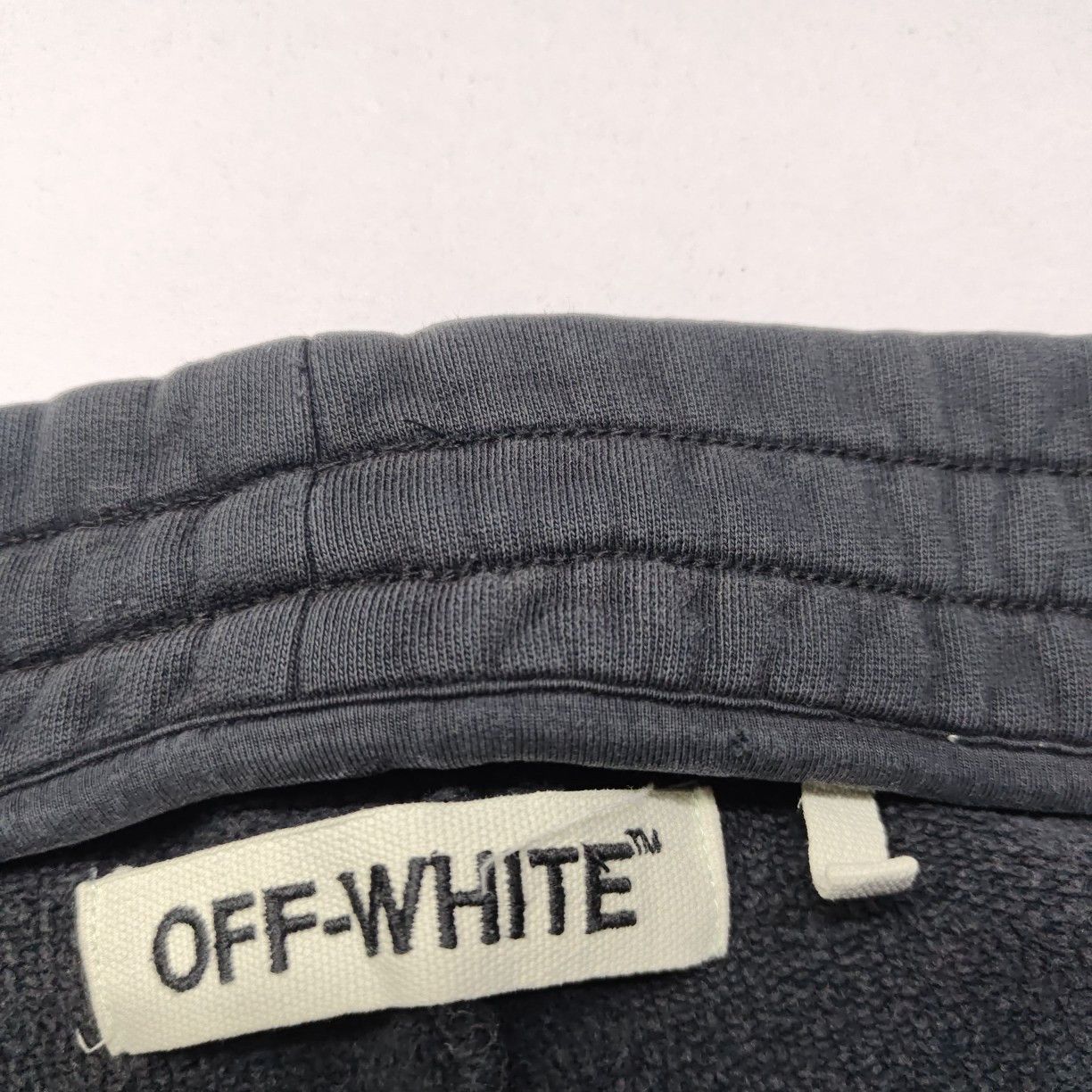 Off-White Off-White Yellow Logo Shorts Size XS Size US 28 / EU 44 - 3 Thumbnail