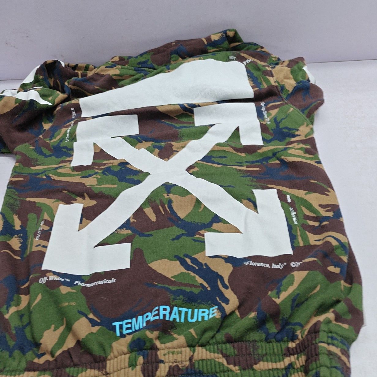 Off-White OFF-WHITE Camo Temperature Zip Hoodie Size XXS Size US XXS / EU 40 - 9 Thumbnail