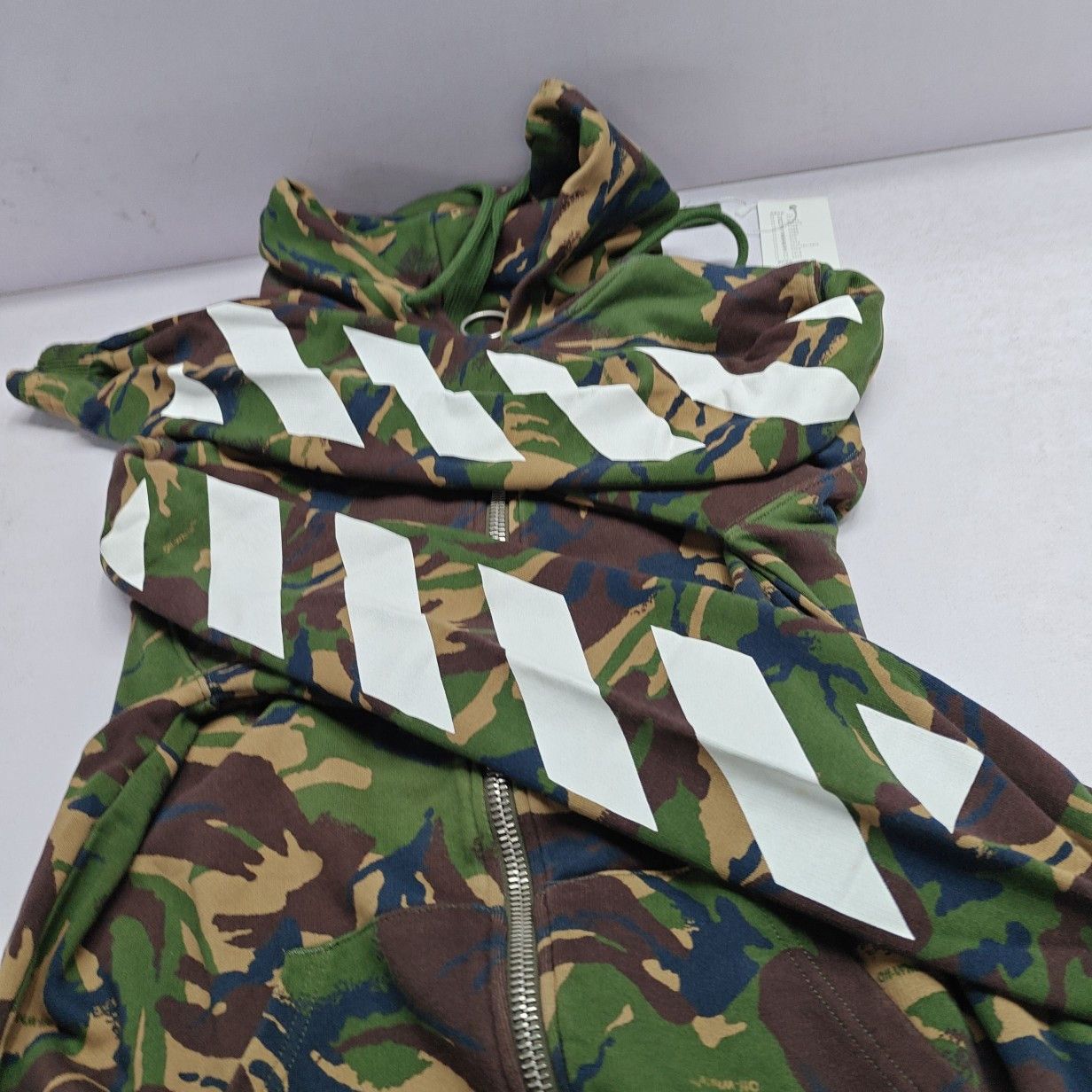 Off-White OFF-WHITE Camo Temperature Zip Hoodie Size XXS Size US XXS / EU 40 - 8 Thumbnail