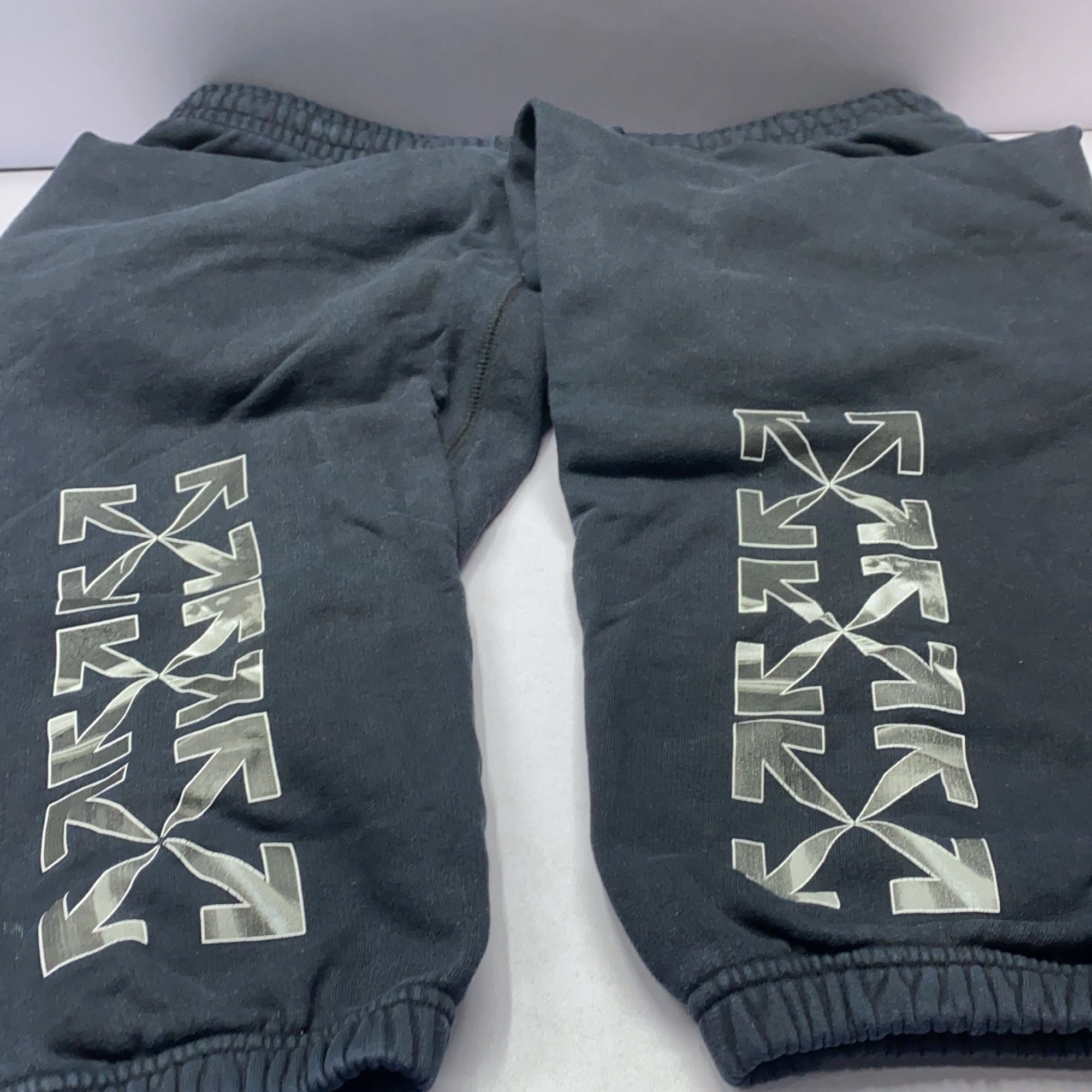 Off-White OFF-WHITE Arrow Print Sweatpants XXL Size US 38 / EU 54 - 14 Thumbnail