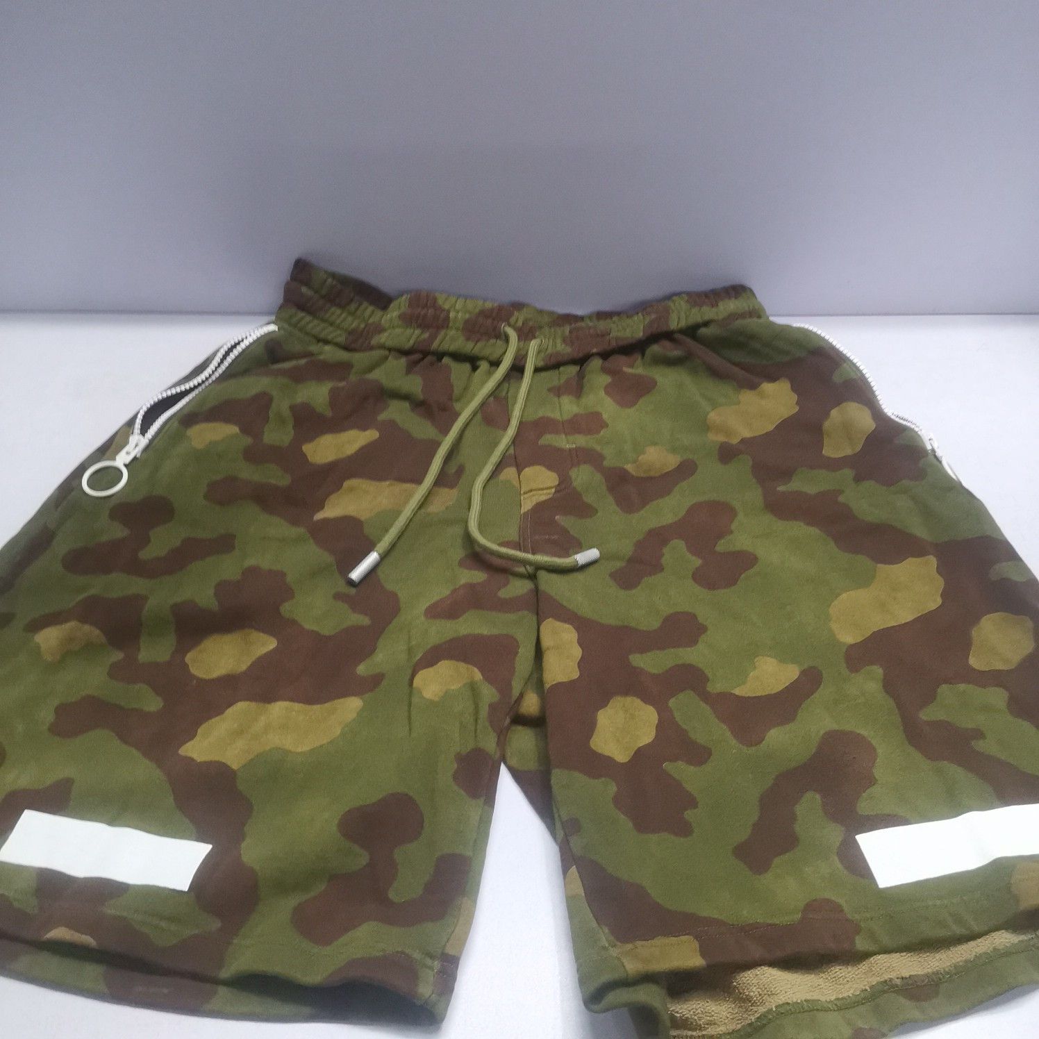 Off-White Off-White Camouflage Shorts Size L Size US 34 / EU 50 - 7 Thumbnail