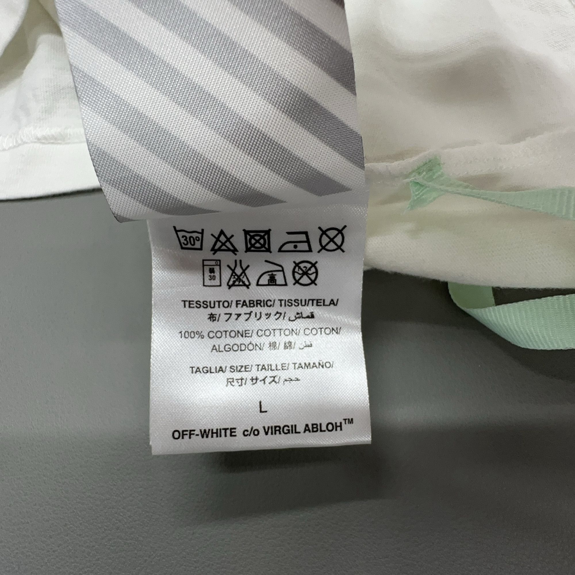 Off-White OFF-WHITE Spray Logo T-Shirt Size L Size US L / EU 52-54 / 3 - 5 Thumbnail