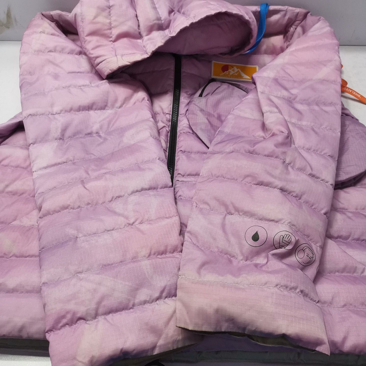 Off-White OFF-WHITE Mountain Logo Padded Jacket Size L Size L / US 10 / IT 46 - 10 Thumbnail