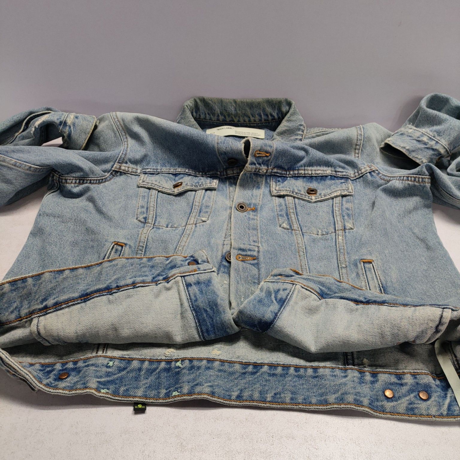 Off-White OFF-WHITE Spray Paint Denim Jacket Size XXL Size US XXL / EU 58 / 5 - 15 Thumbnail