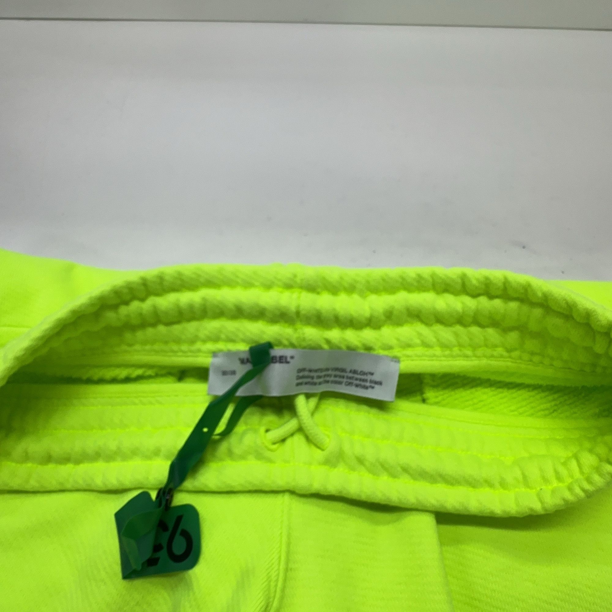 Off-White Off-White Neon Green Sweatshorts Size M Size US 32 / EU 48 - 6 Thumbnail