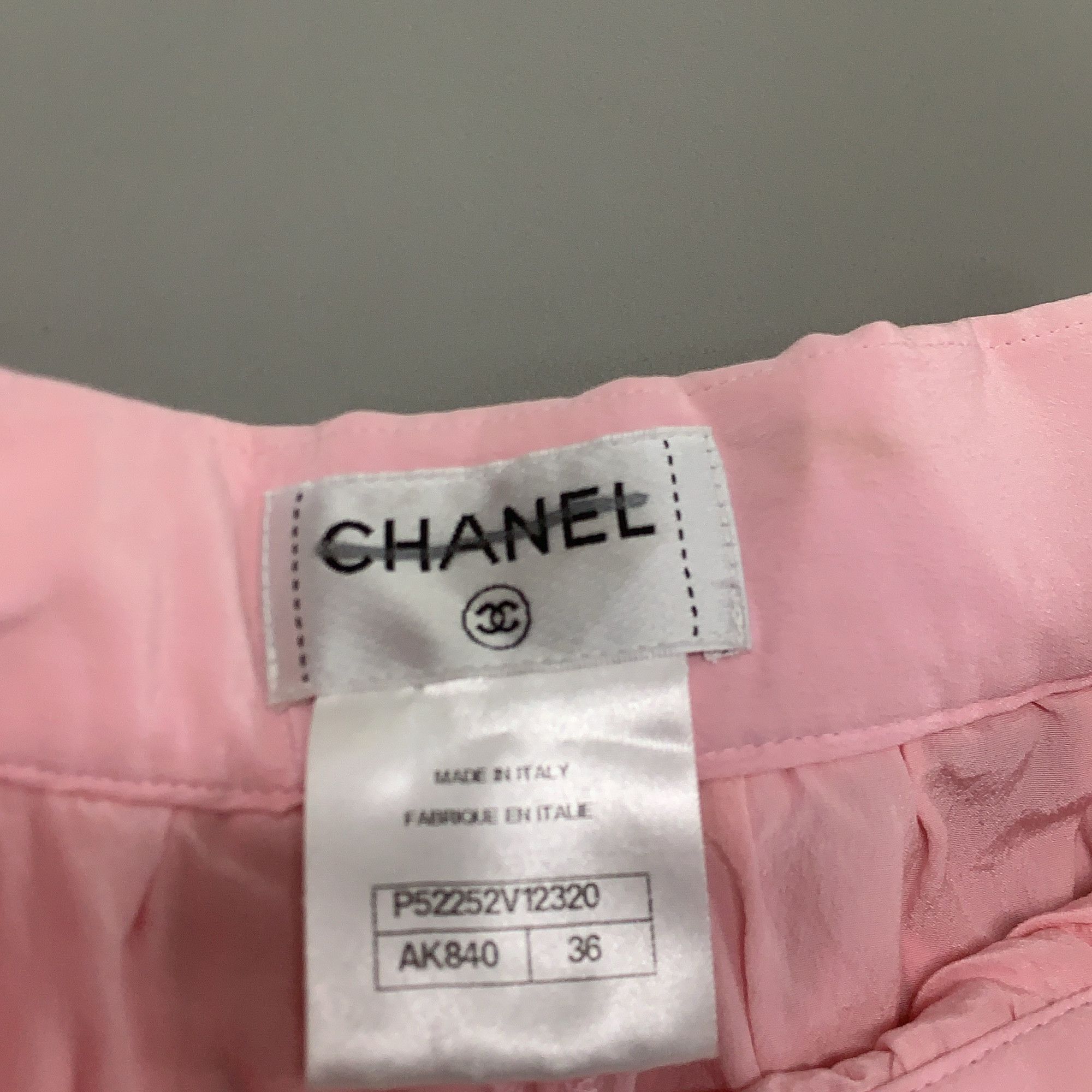 Chanel CHANEL Pink Silk Shorts Size 36 Size 25" / US 0 / IT 36 - 3 Thumbnail