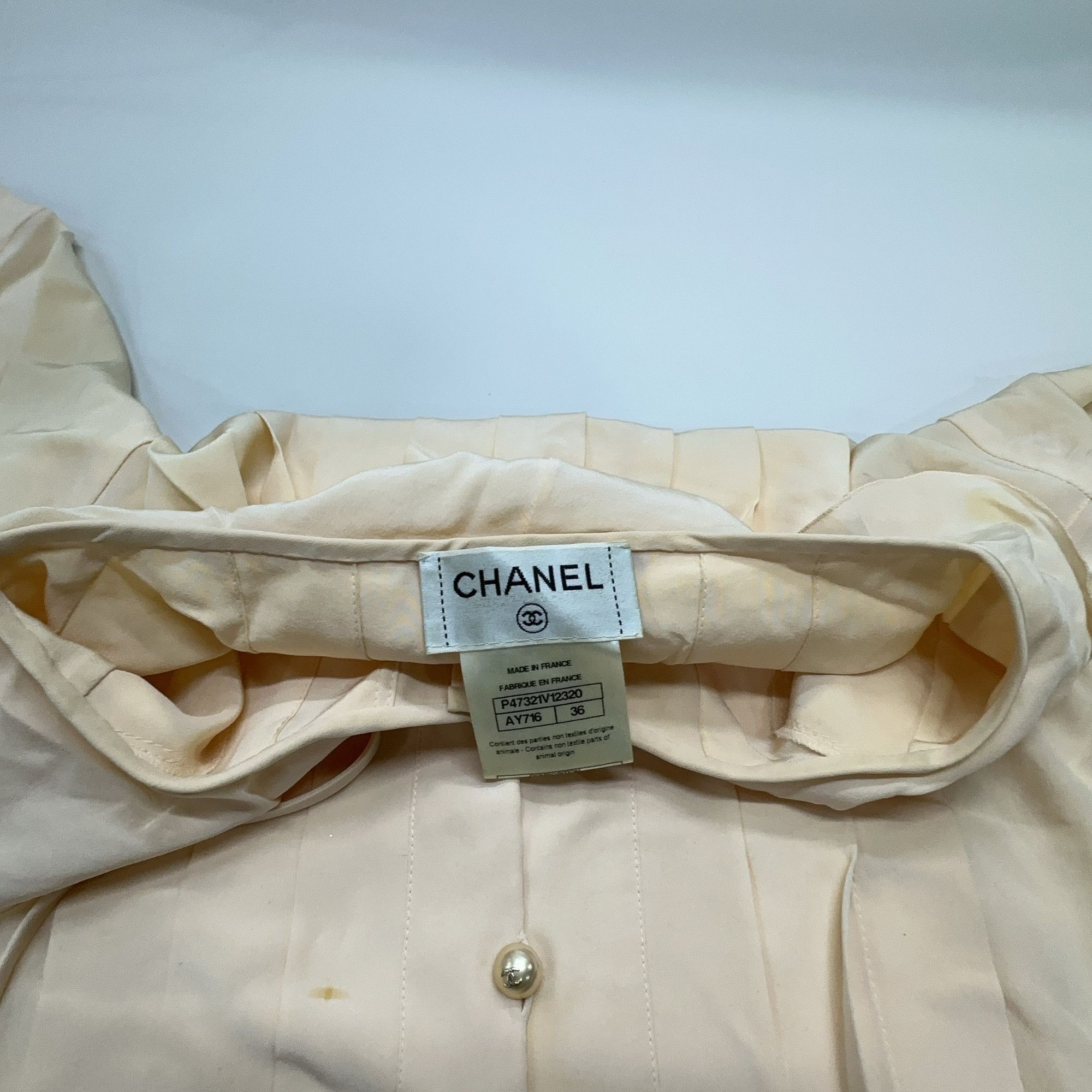 Chanel Chanel Silk Button-Up Blouse Size 36 Size XS / US 0-2 / IT 36-38 - 6 Thumbnail