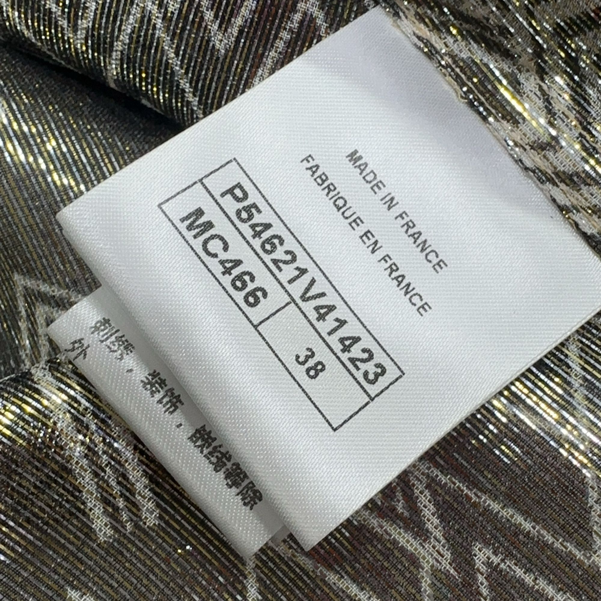 Chanel Chanel Metallic Zigzag Silk Blouse Size 38 Size S / US 4 / IT 40 - 3 Thumbnail