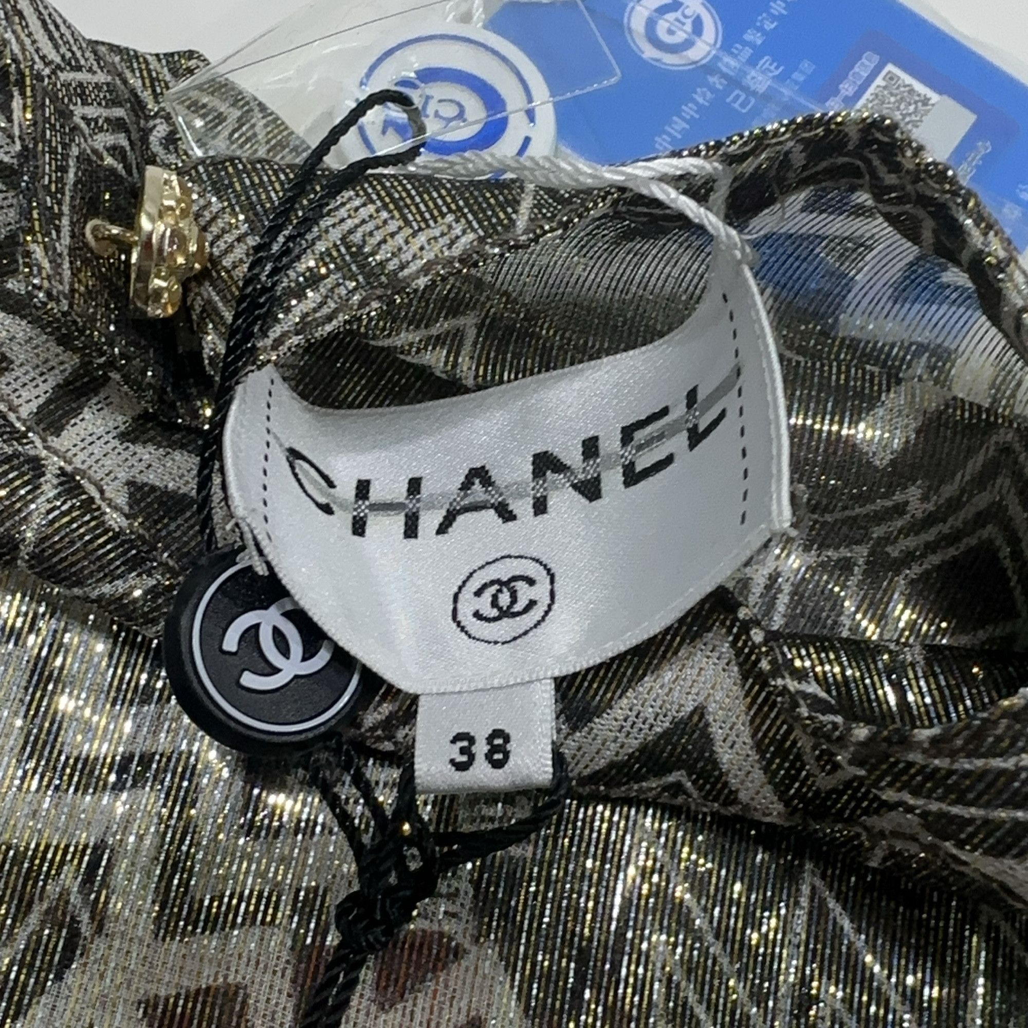 Chanel Chanel Metallic Zigzag Silk Blouse Size 38 Size S / US 4 / IT 40 - 5 Thumbnail