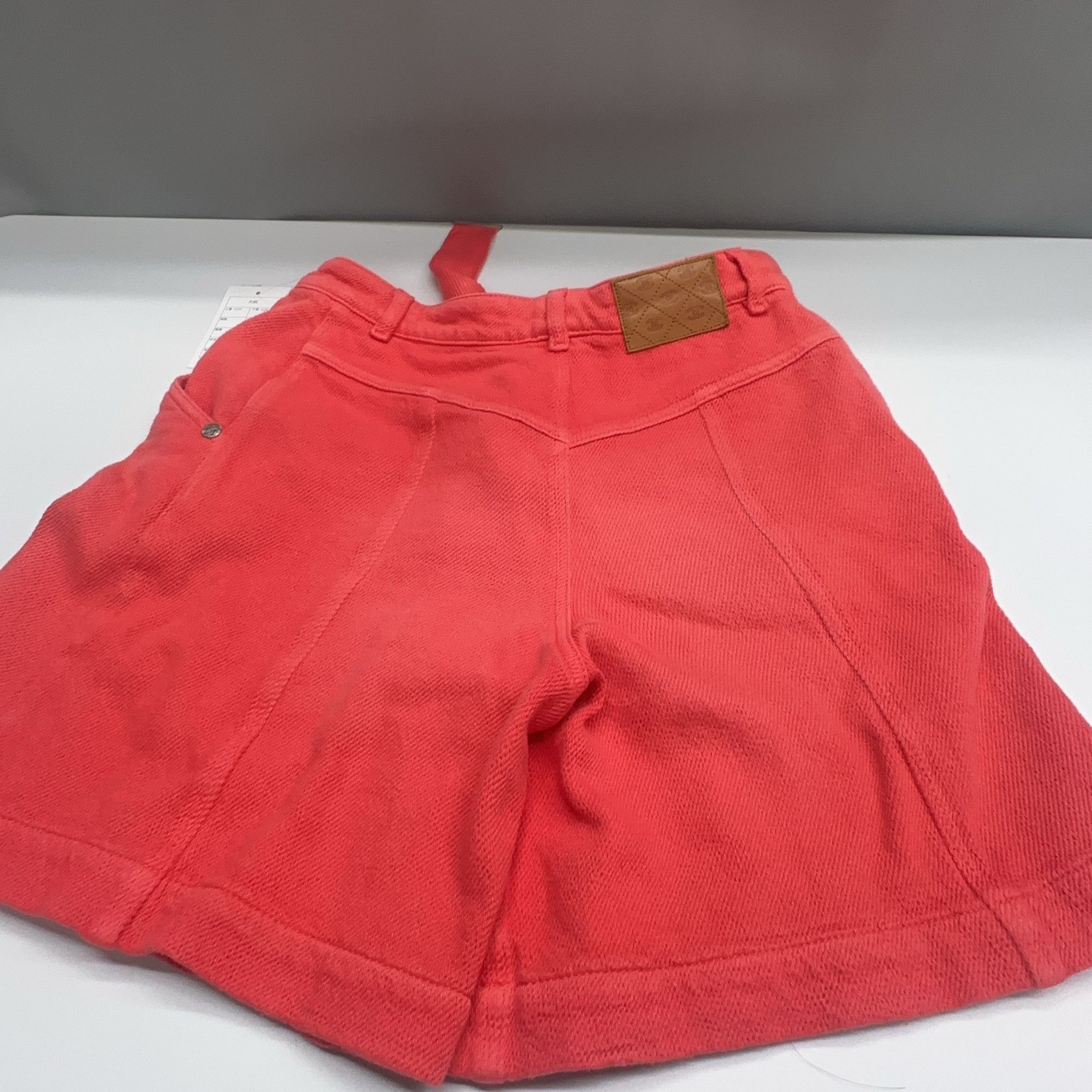 Chanel Chanel Red Shorts Size 36 Size 26" / US 2 / IT 38 - 8 Thumbnail
