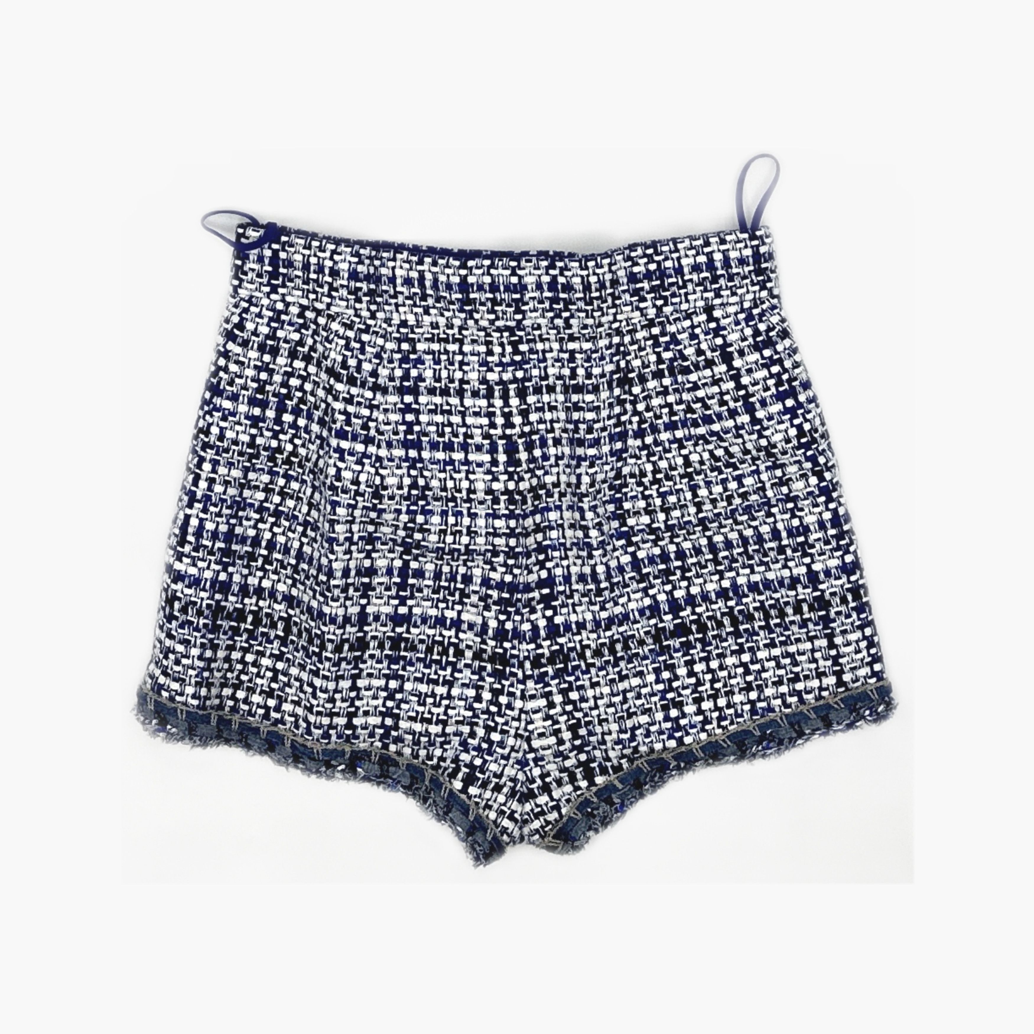 Chanel CHANEL Tweed Shorts Size 34 Size 25" / US 0 / IT 36 - 2 Thumbnail