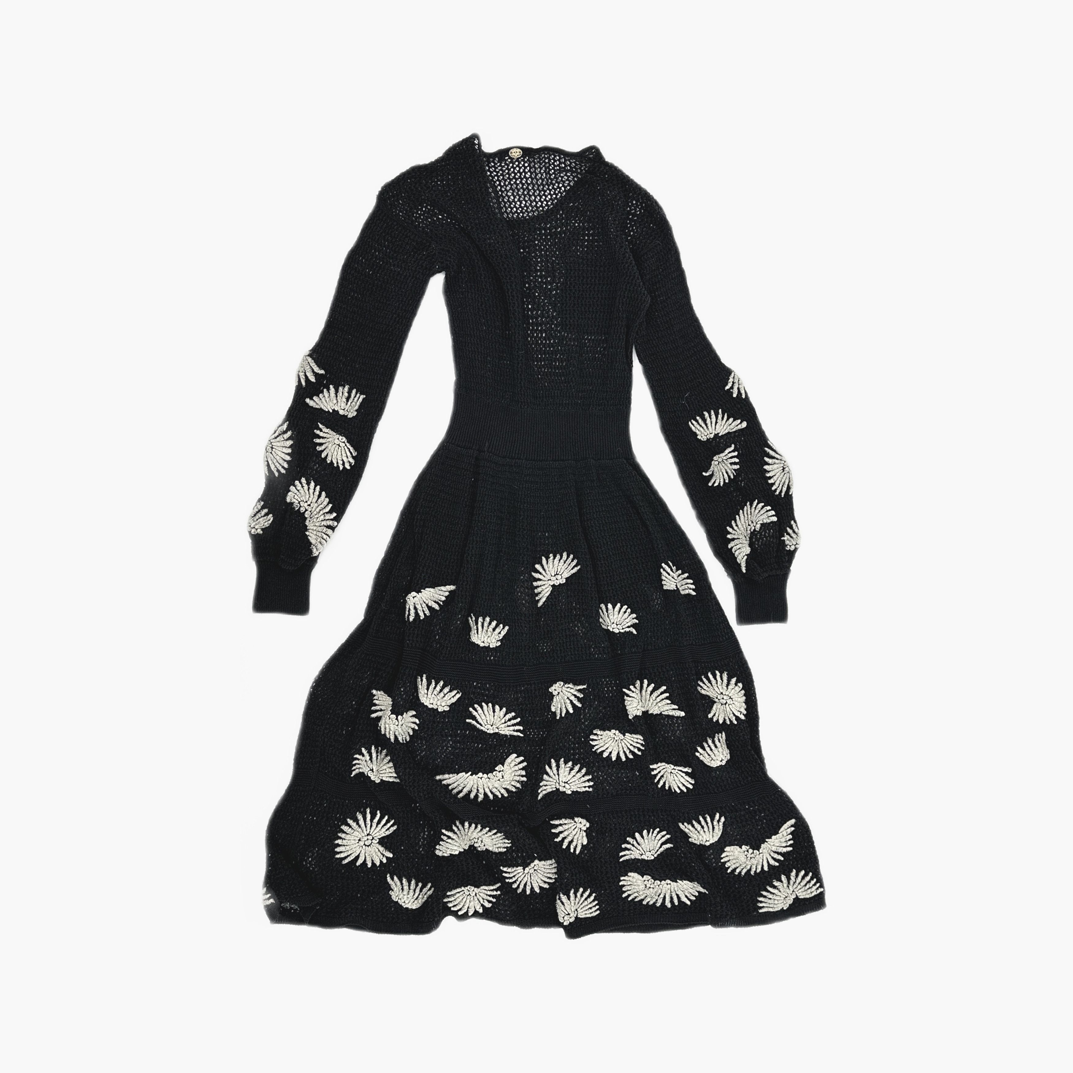 Chanel Chanel Embroidered Openwork Knit Midi Dress Size 38 Size S / US 4 / IT 40 - 2 Thumbnail