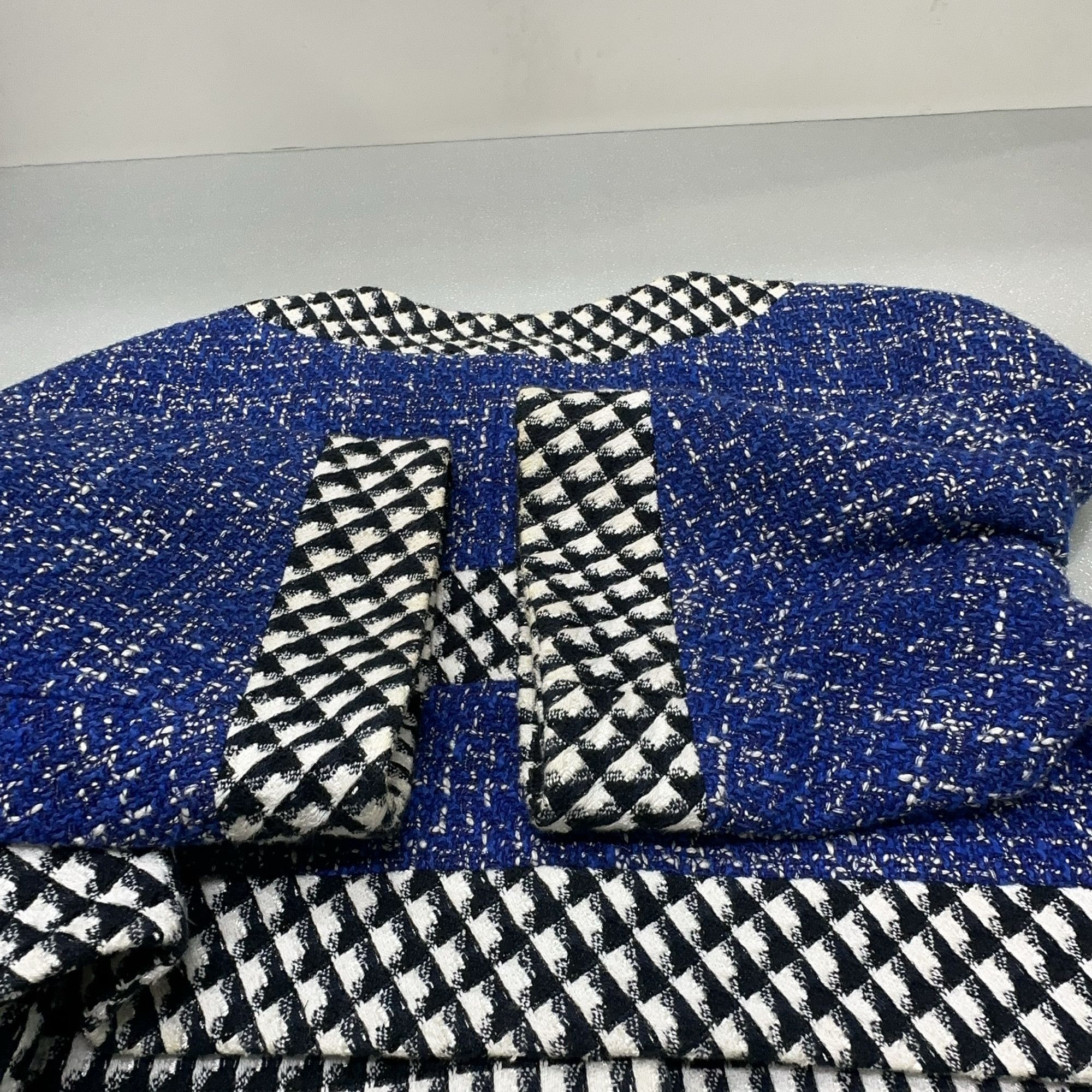 Chanel CHANEL Blue Tweed Pattern Jacket Size 34 Size XS / US 0-2 / IT 36-38 - 15 Thumbnail