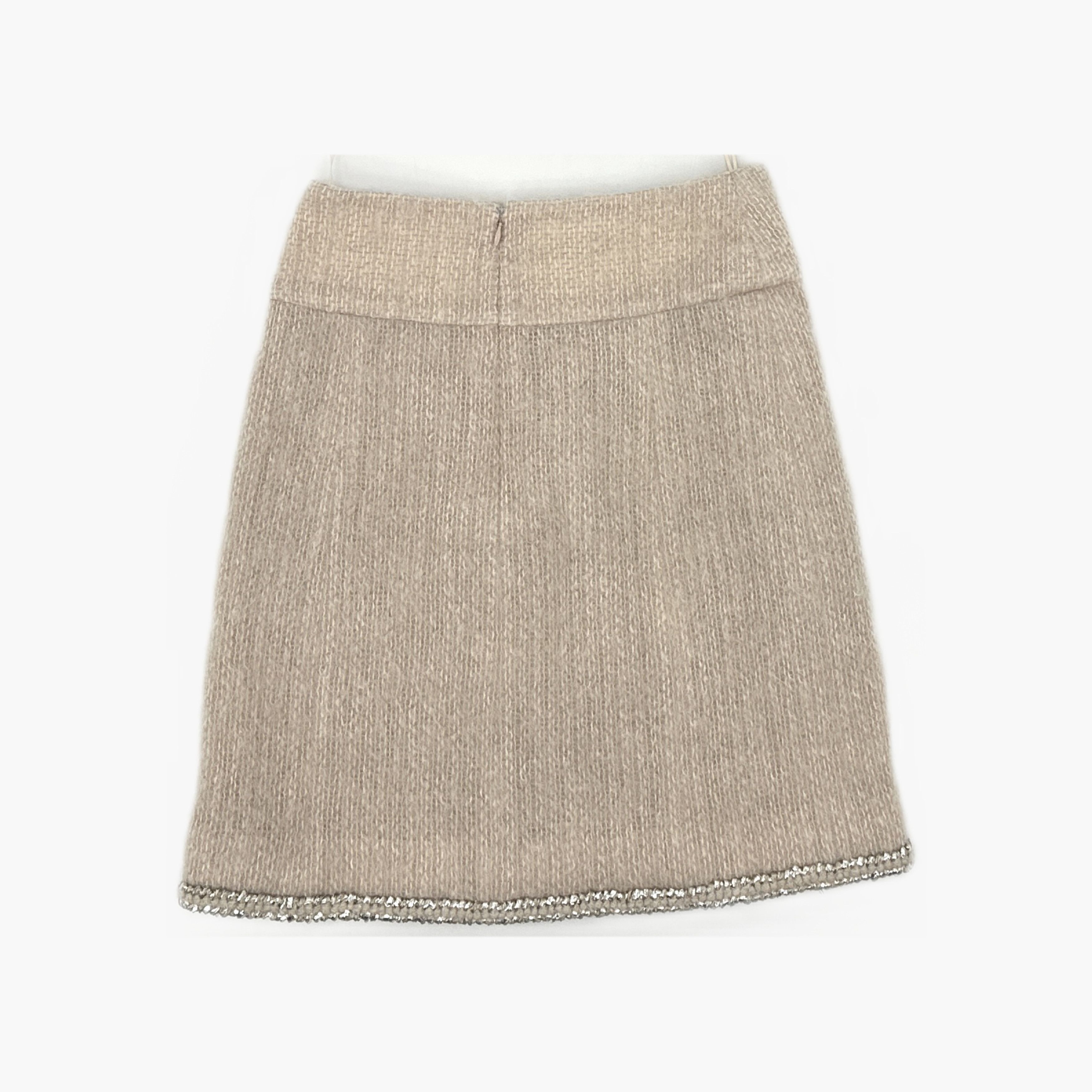 Chanel Chanel Beige Textured Mini Skirt Size 36 Size 26" / US 2 / IT 38 - 2 Thumbnail