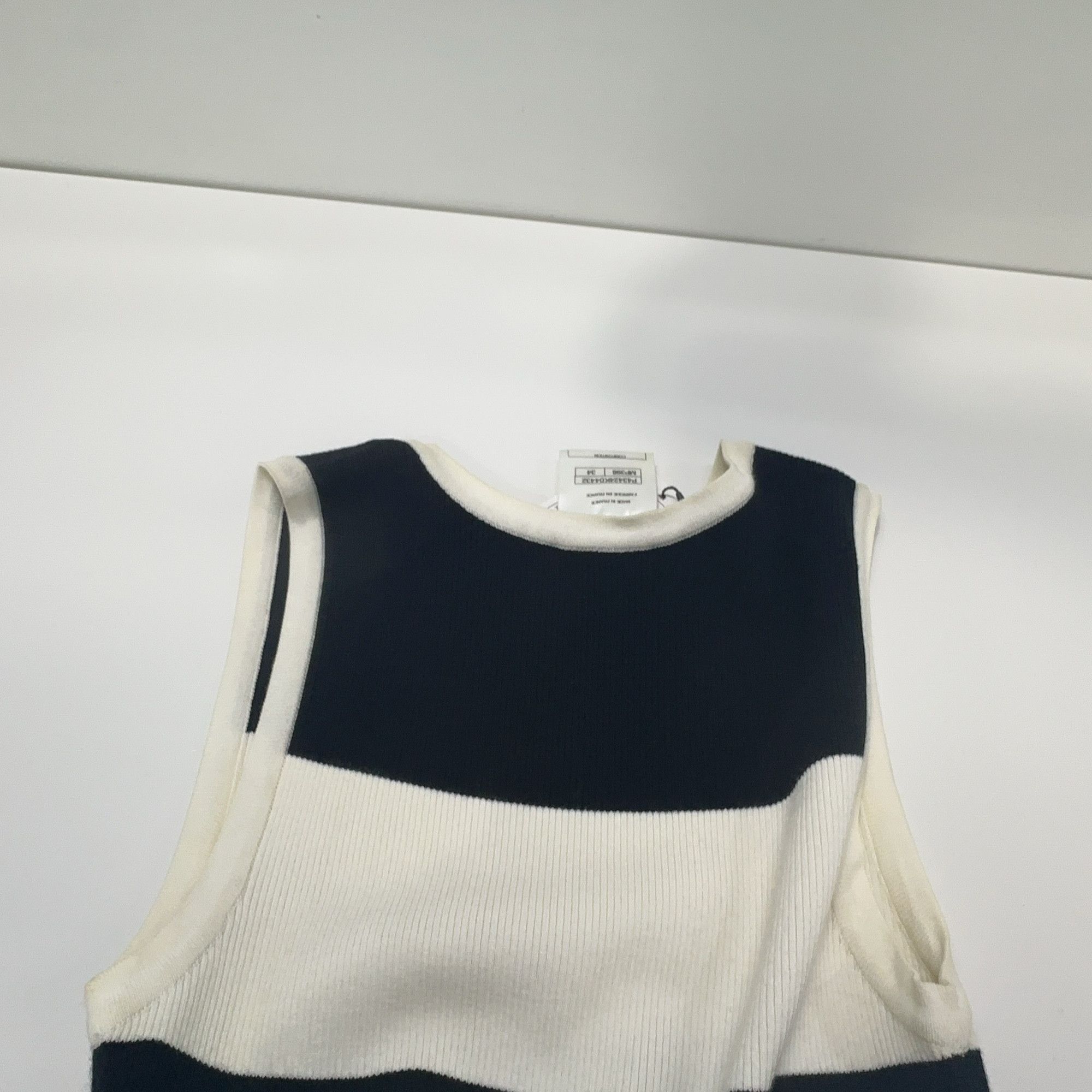 Chanel Chanel Colorblock Sleeveless Knit Midi Dress Size 34 Size XS / US 0-2 / IT 36-38 - 7 Thumbnail