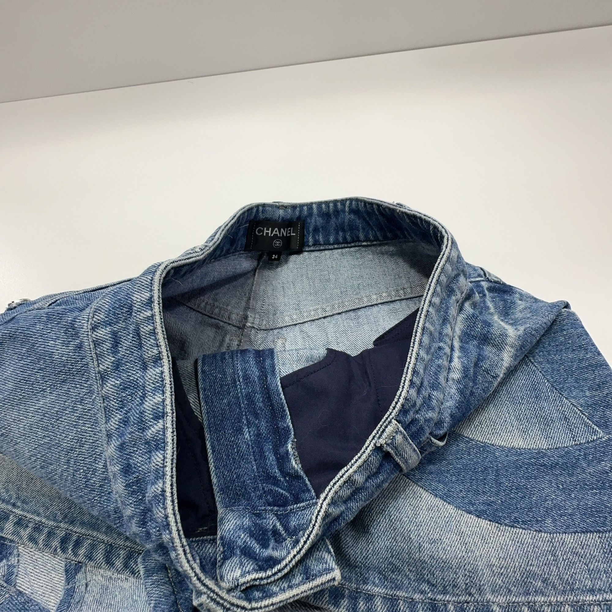 Chanel Chanel Denim Shorts Size 34 Size 25" / US 0 / IT 36 - 5 Thumbnail