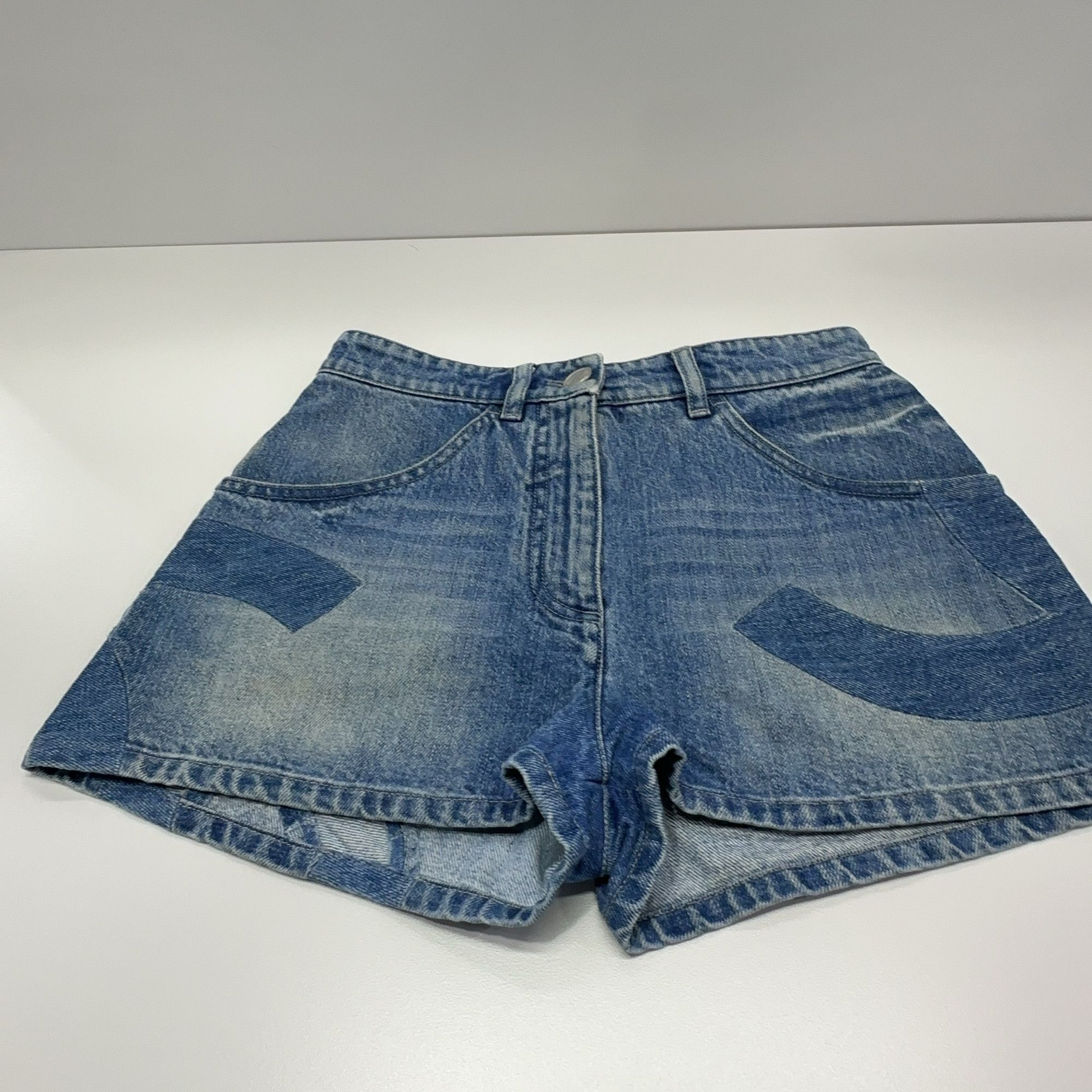 Chanel Chanel Denim Shorts Size 34 Size 25" / US 0 / IT 36 - 6 Thumbnail