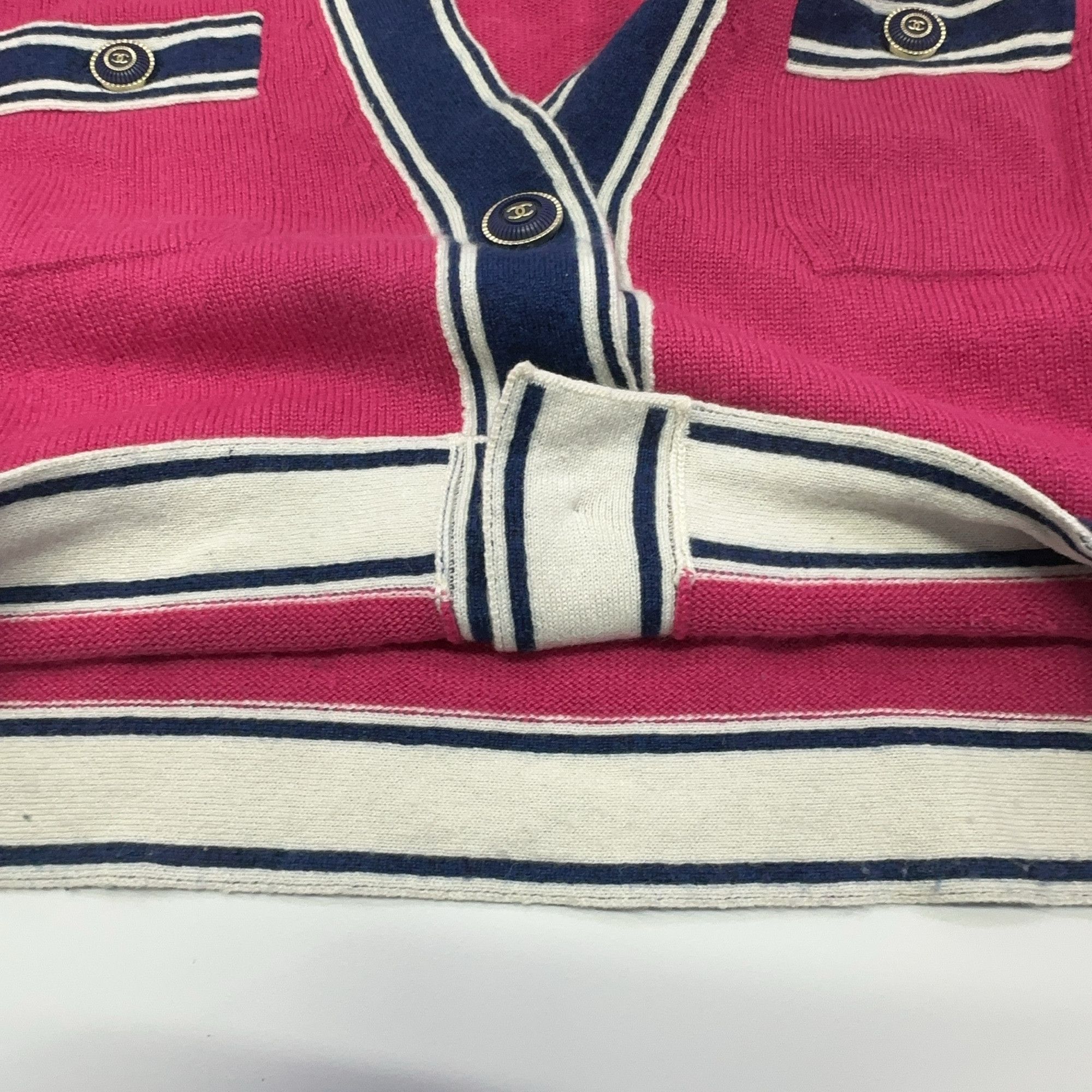 Chanel Chanel Contrast Trim V-Neck Cardigan Size 36 Size XS / US 0-2 / IT 36-38 - 6 Thumbnail