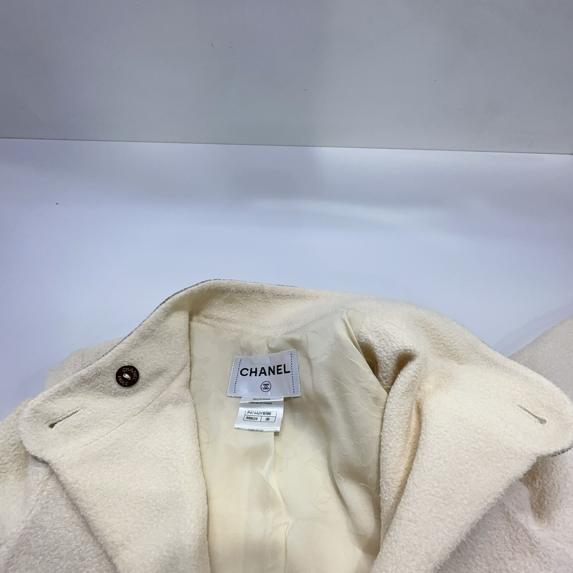 Chanel Chanel Trimmed Jacket Size 38 Size S / US 4 / IT 40 - 5 Thumbnail