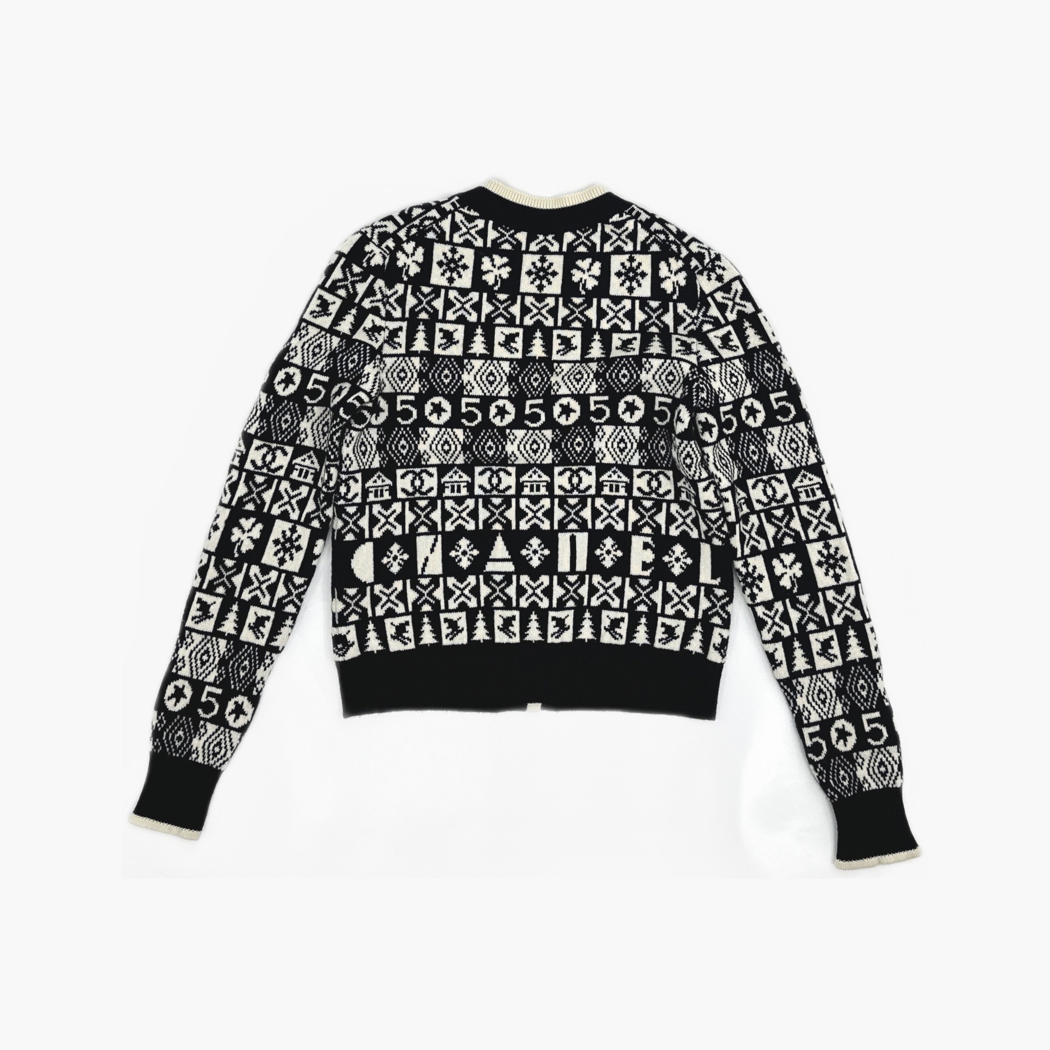 Chanel Chanel Snow Pattern Knit Cardigan Size 36 Size XS / US 0-2 / IT 36-38 - 2 Thumbnail