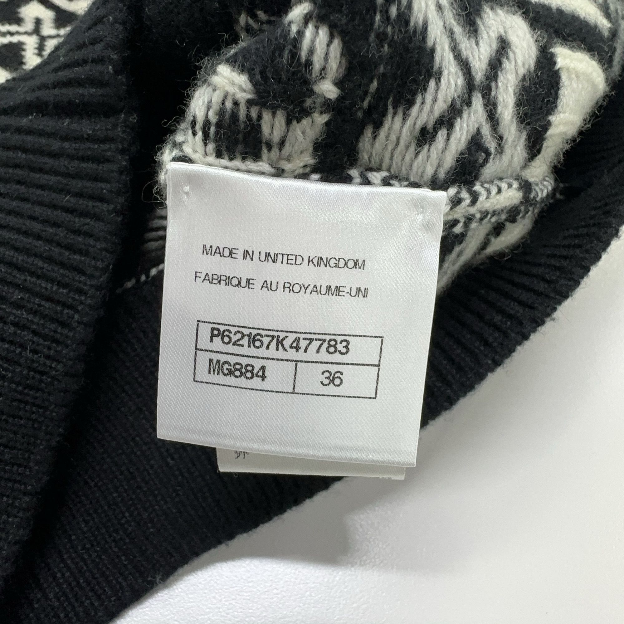 Chanel Chanel Snow Pattern Knit Cardigan Size 36 Size XS / US 0-2 / IT 36-38 - 4 Thumbnail