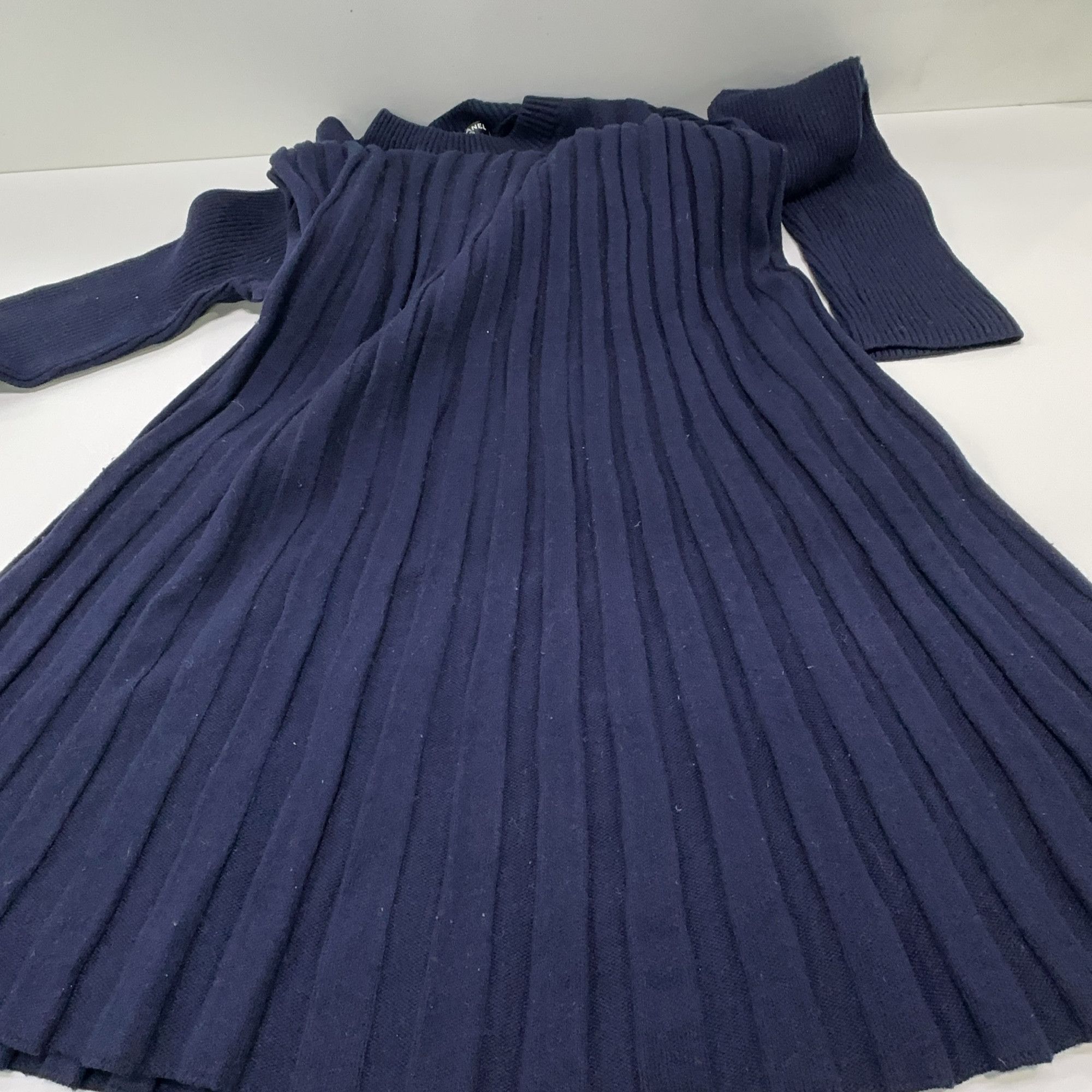 Chanel Chanel Ribbed Knit Midi Dress Size 36 Size XS / US 0-2 / IT 36-38 - 6 Thumbnail