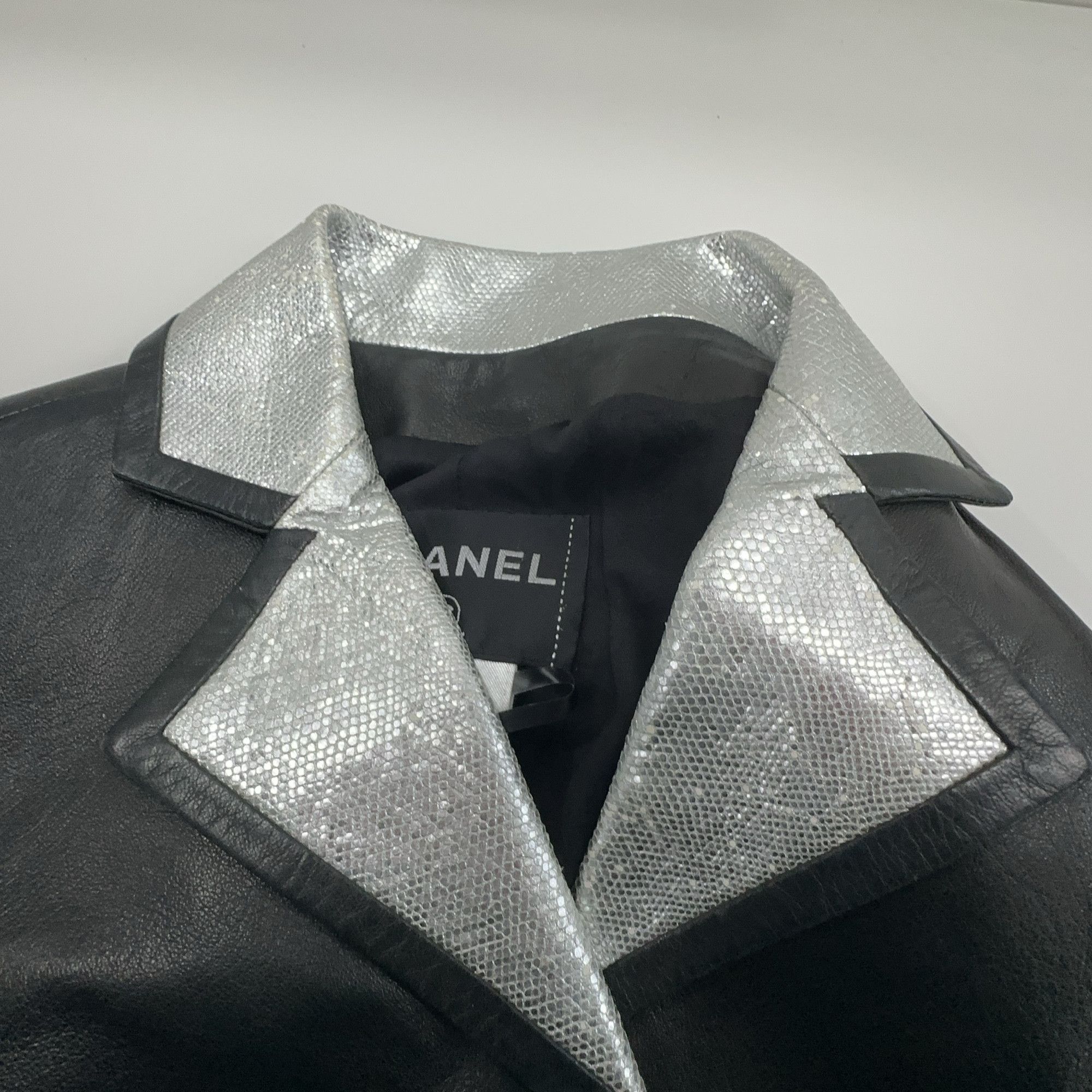 Chanel Chanel Silver Trim Leather Jacket Size 34 Size XS / US 0-2 / IT 36-38 - 5 Thumbnail