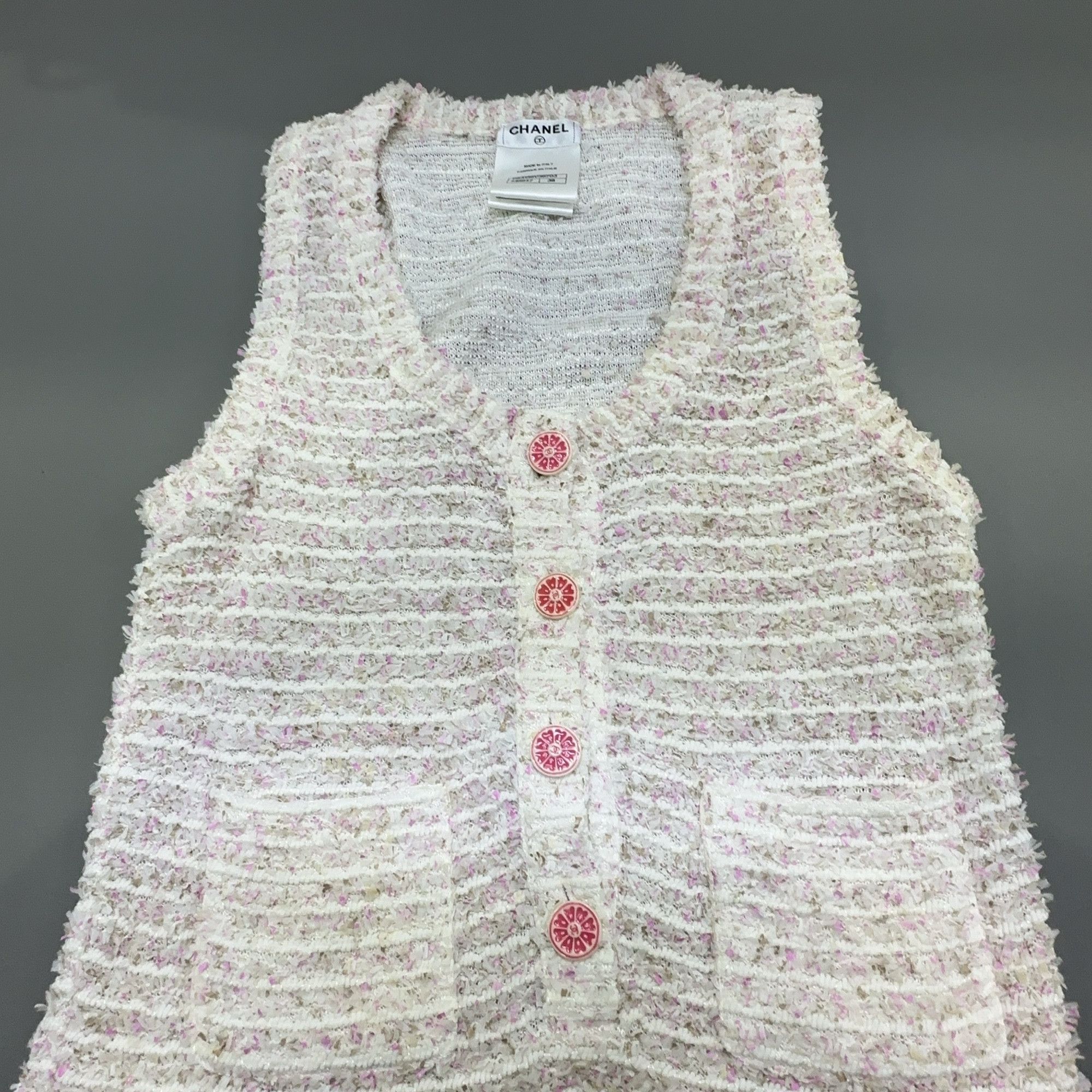 Chanel Chanel Tweed Sleeveless Button Up Size 38 Size S / US 4 / IT 40 - 7 Thumbnail