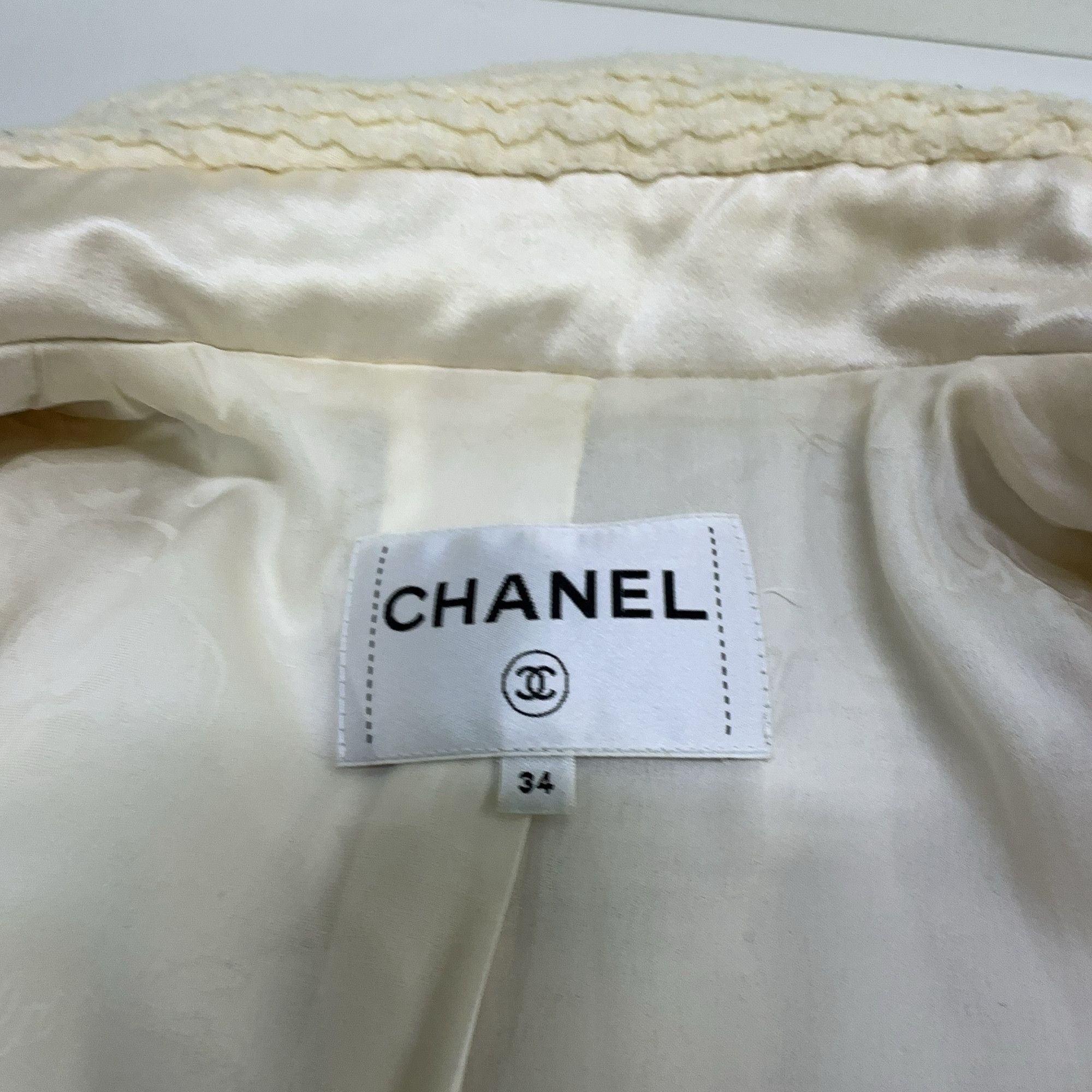 Chanel Chanel Wool Blend Tweed Jacket Size 34 Size XS / US 0-2 / IT 36-38 - 3 Thumbnail