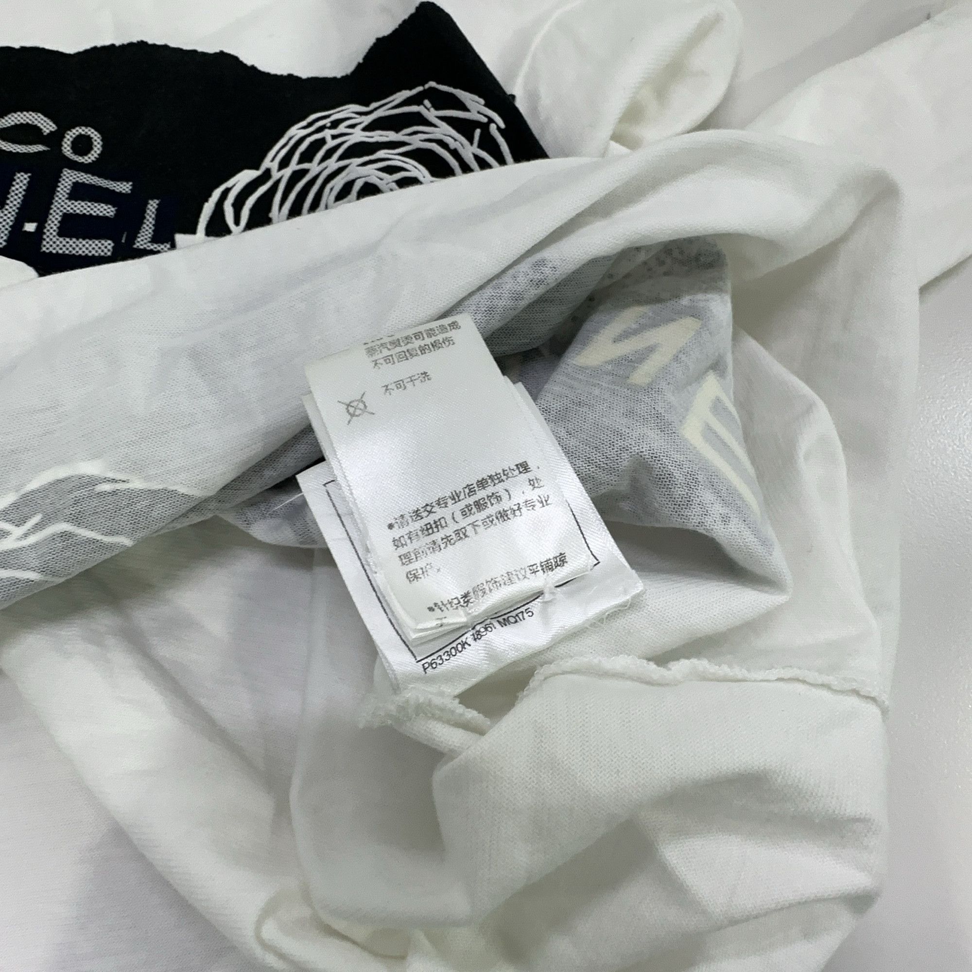 Chanel Chanel Graphic Print Long Sleeve T-Shirt S Size S / US 4 / IT 40 - 4 Thumbnail