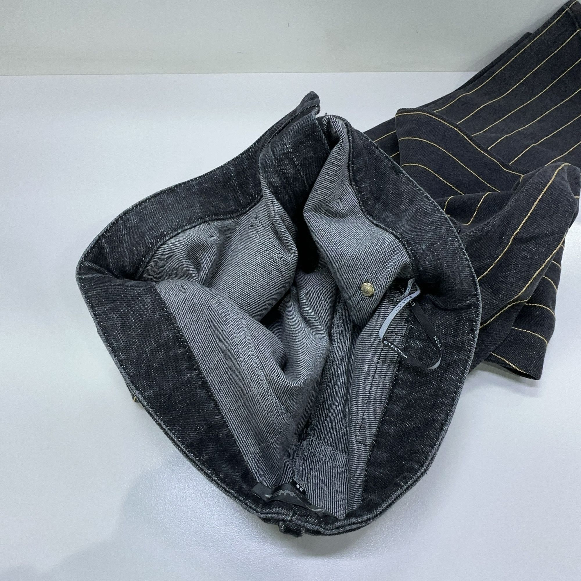 Chanel Chanel Pinstripe Denim Jeans Size 38 Size 27" / US 4 / IT 40 - 5 Thumbnail