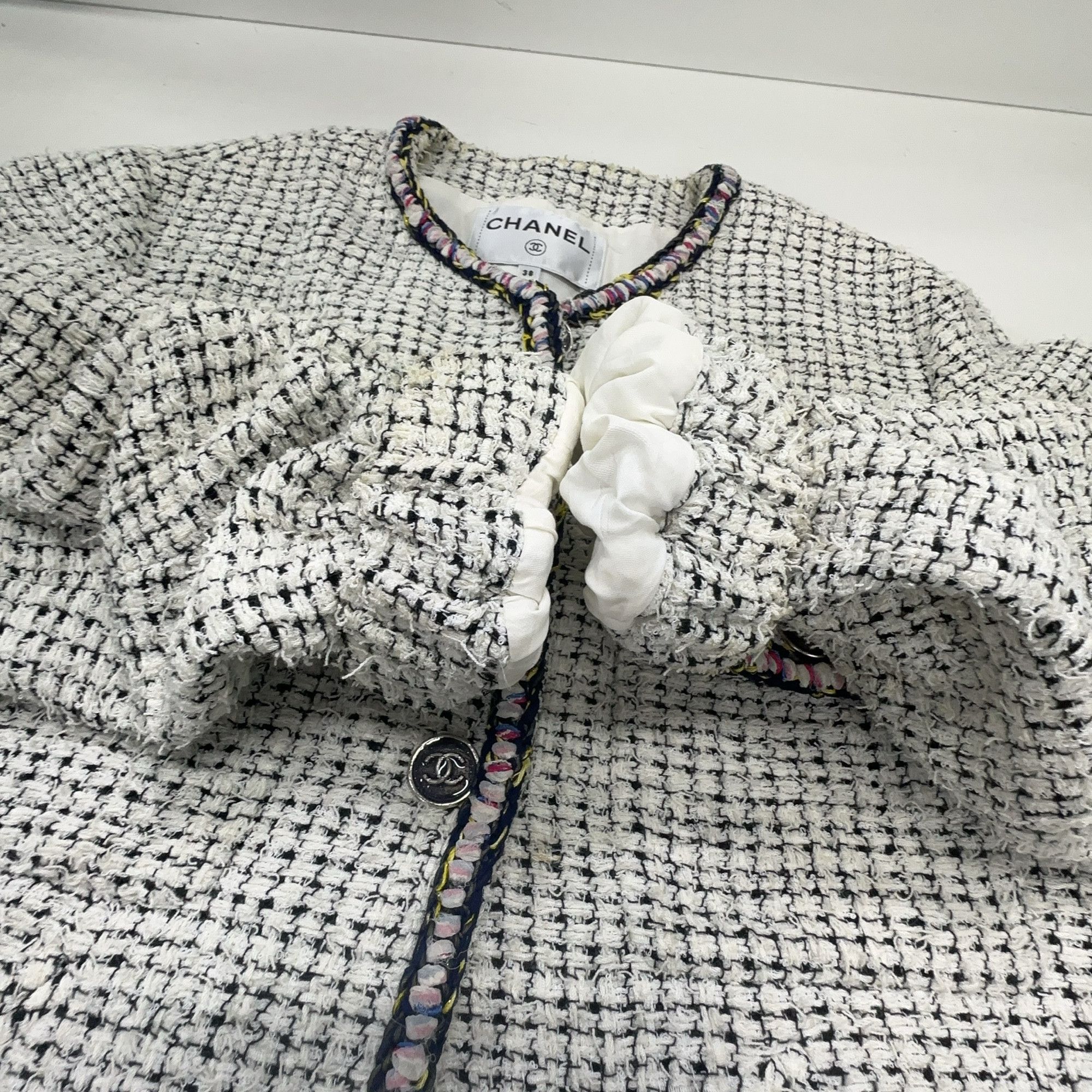 Chanel Chanel Check Tweed Jacket Size 38 Size S / US 4 / IT 40 - 7 Thumbnail