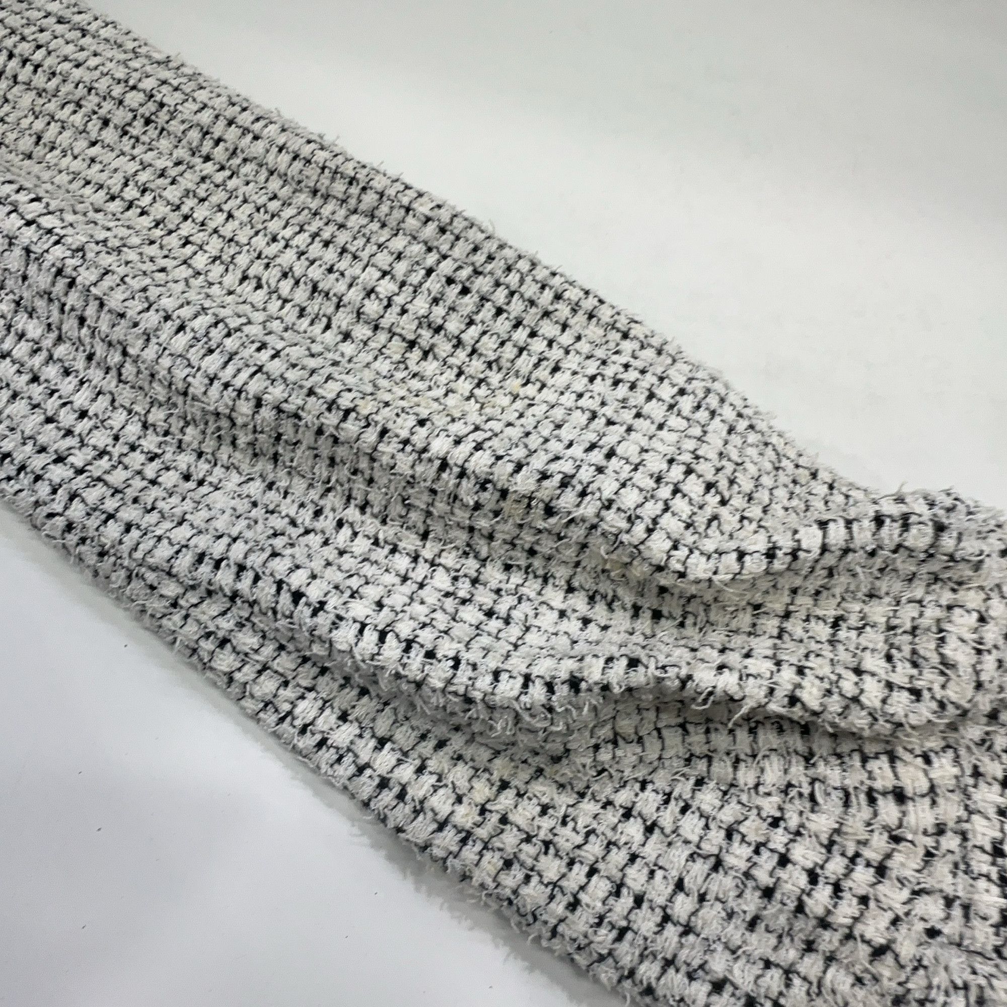 Chanel Chanel Check Tweed Jacket Size 38 Size S / US 4 / IT 40 - 6 Thumbnail