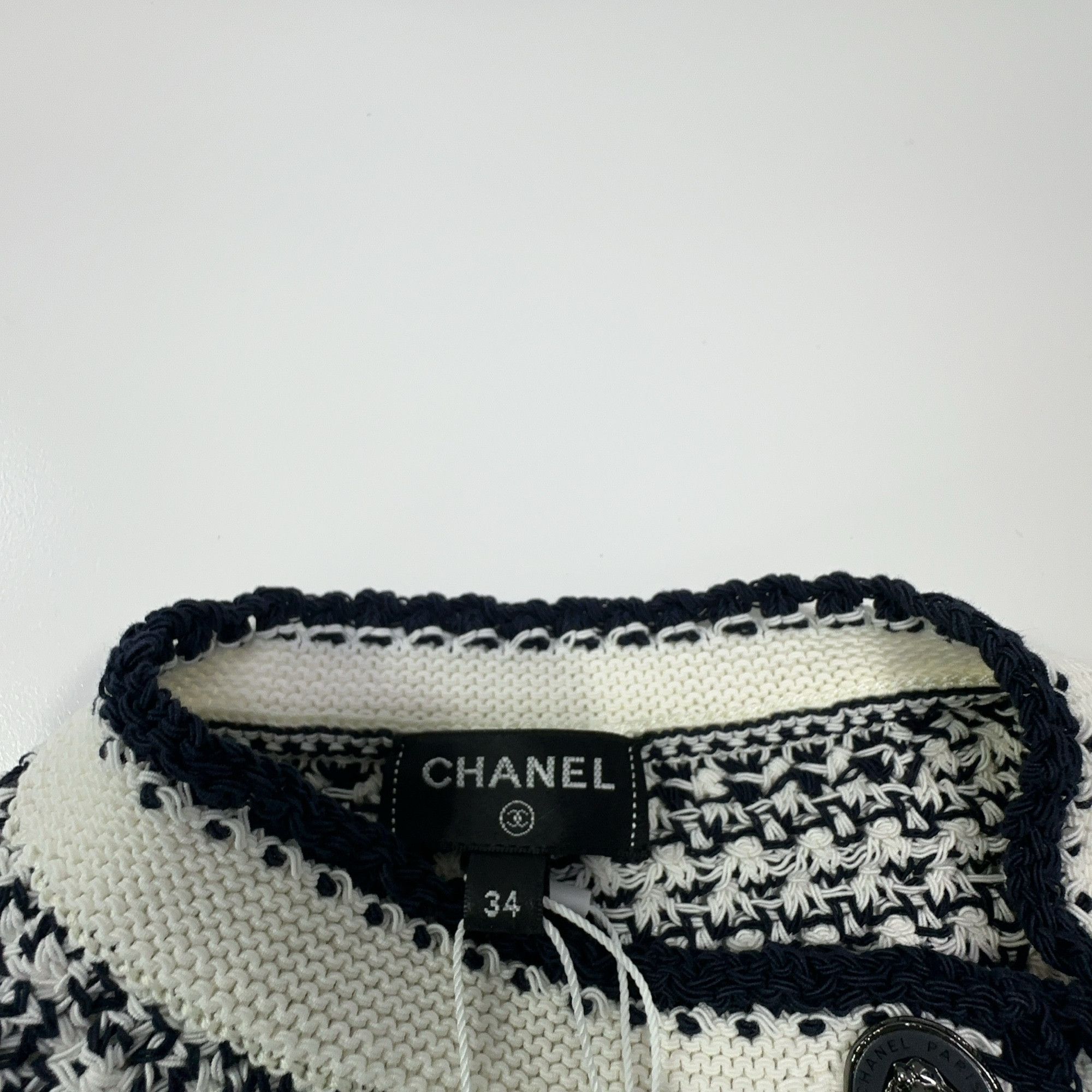 Chanel CHANEL Patterned Button-Down Dress Size 34 Size XS / US 0-2 / IT 36-38 - 3 Thumbnail