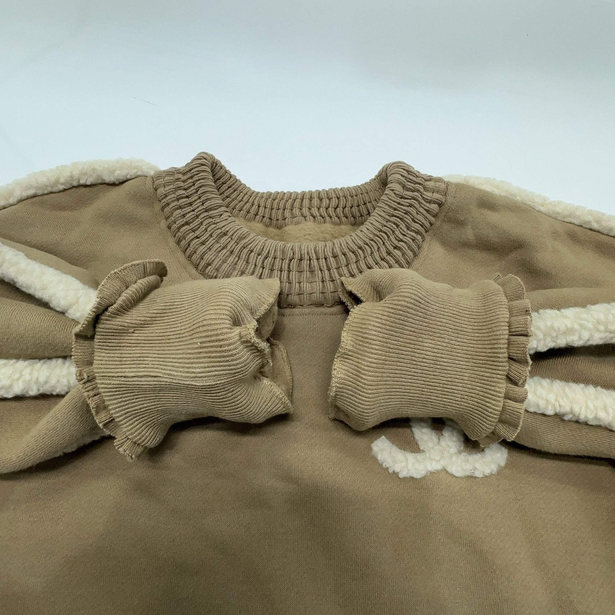 Chanel Chanel Logo Shearling Trim Sweatshirt Size 36 Size XS / US 0-2 / IT 36-38 - 6 Thumbnail