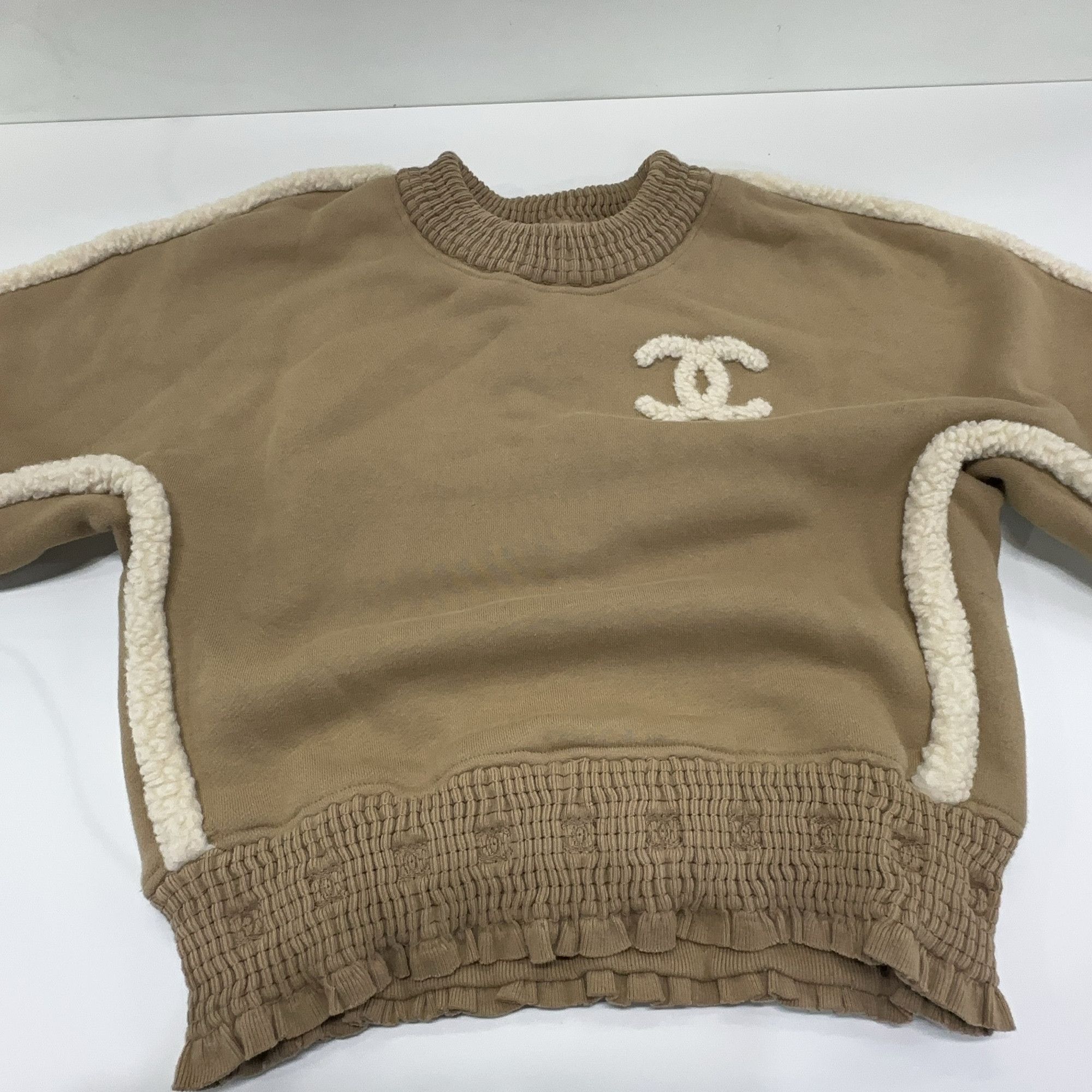 Chanel Chanel Logo Shearling Trim Sweatshirt Size 36 Size XS / US 0-2 / IT 36-38 - 7 Thumbnail