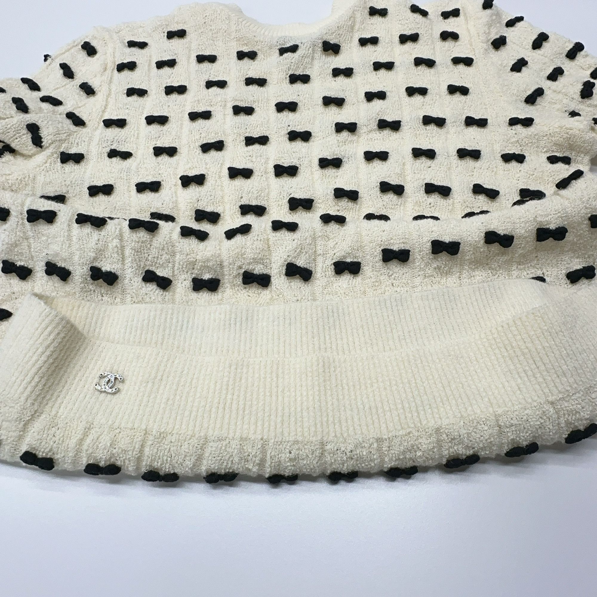 Chanel Chanel Bow Pattern Knit Sweater Size 36 Size XS / US 0-2 / IT 36-38 - 8 Thumbnail